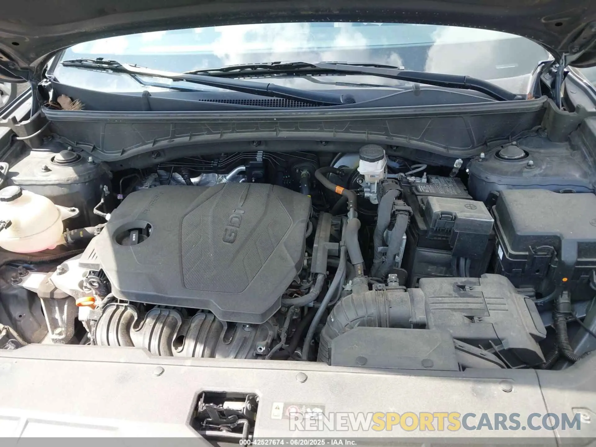 10 Photograph of a damaged car 5NMJFCAE3PH194810 HYUNDAI TUCSON 2023