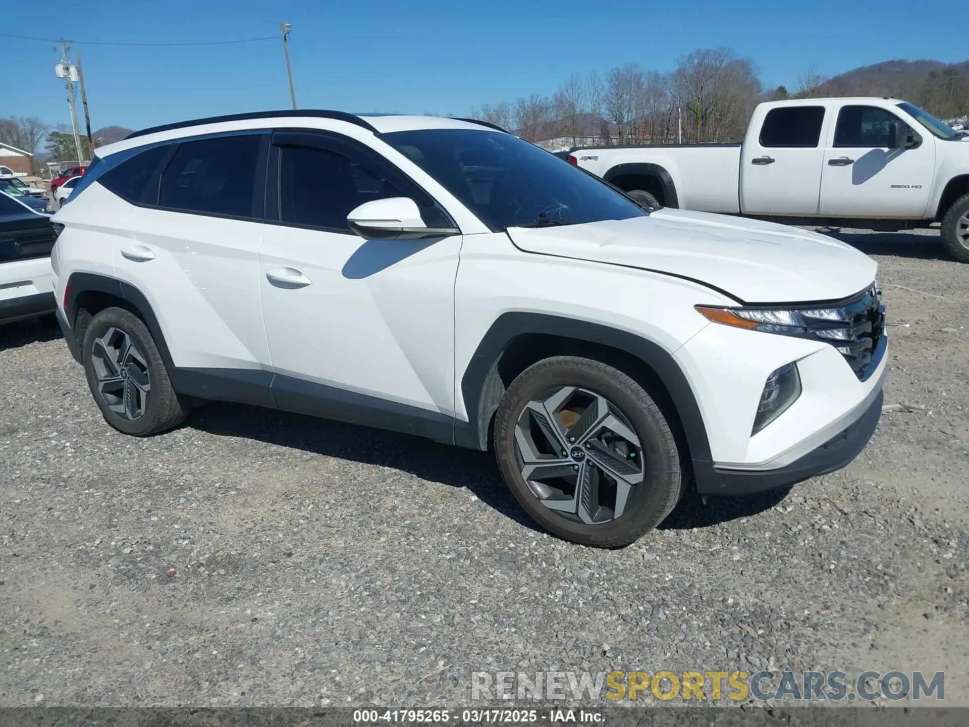 1 Photograph of a damaged car 5NMJFCAE3PH261633 HYUNDAI TUCSON 2023