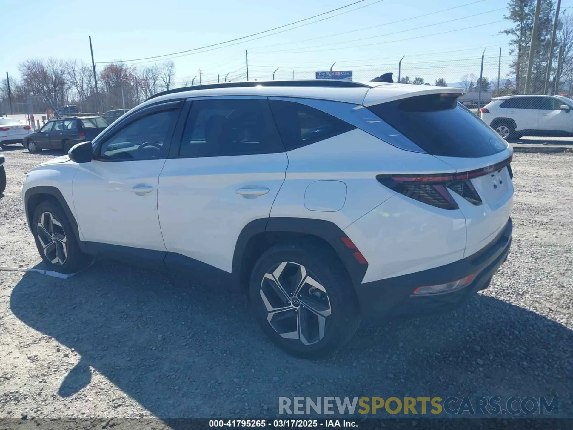 3 Photograph of a damaged car 5NMJFCAE3PH261633 HYUNDAI TUCSON 2023
