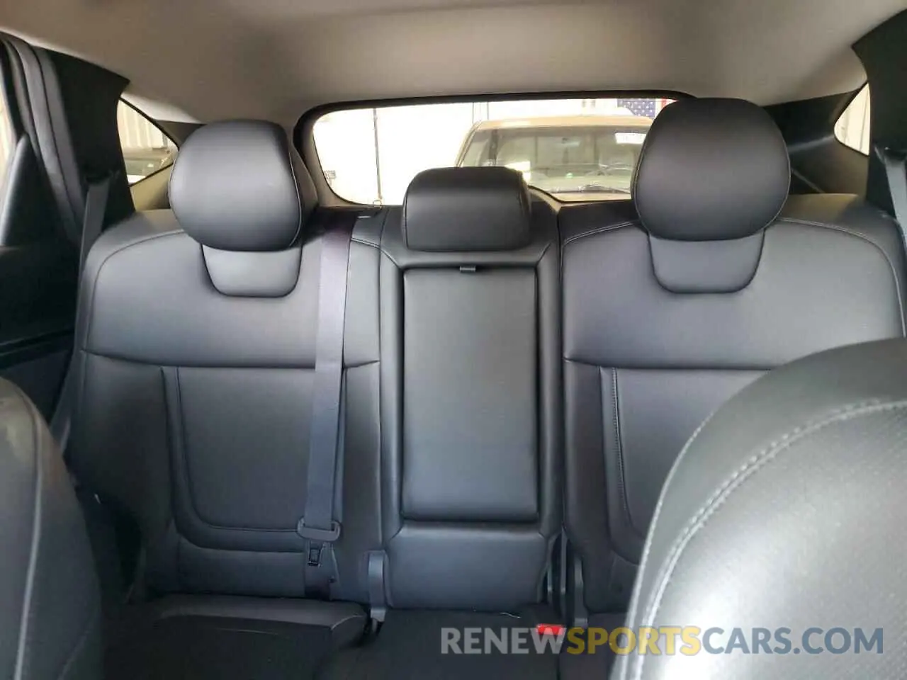 10 Photograph of a damaged car 5NMJFCAE4PH177319 HYUNDAI TUCSON 2023