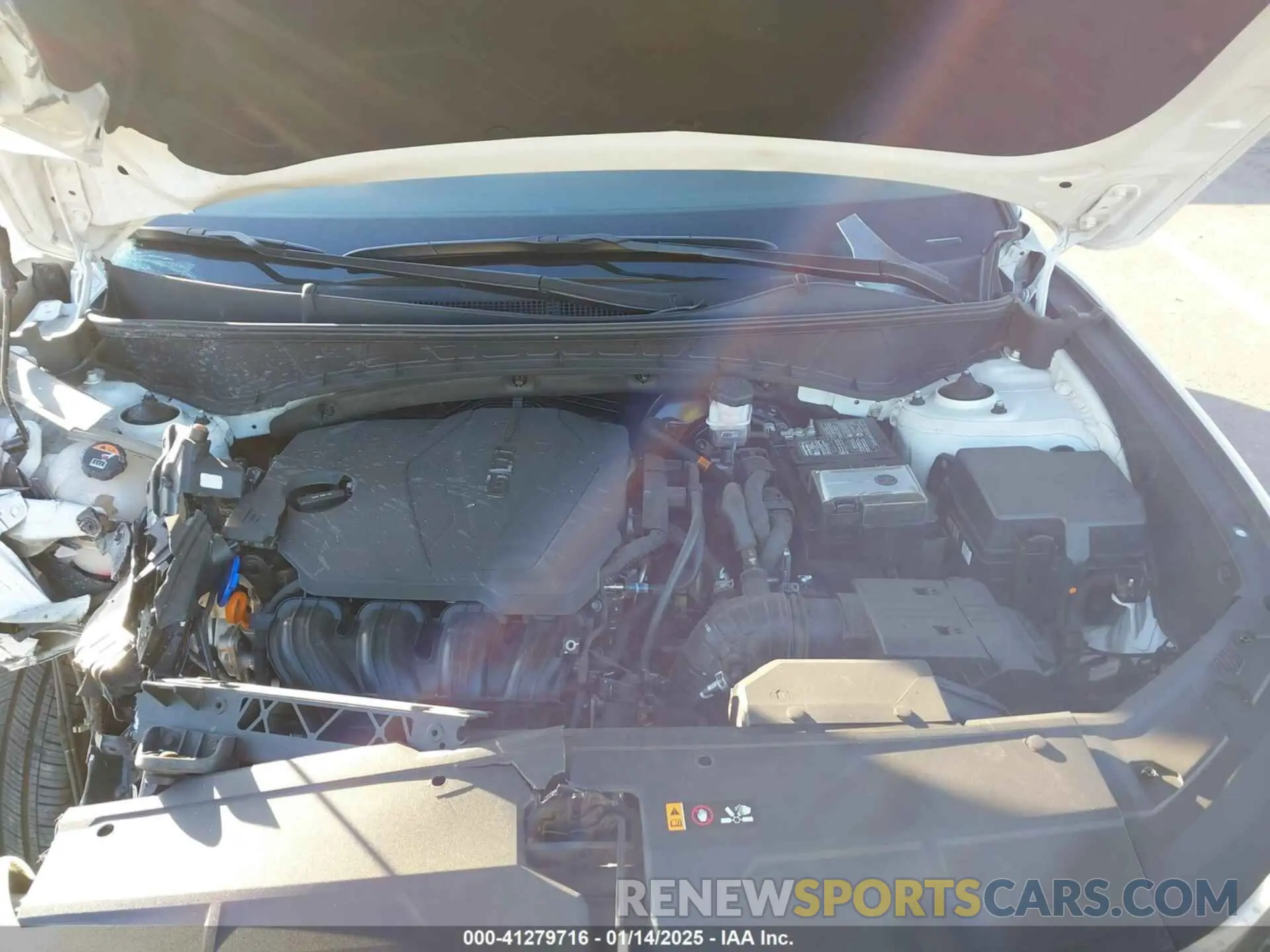 10 Photograph of a damaged car 5NMJFCAE4PH259907 HYUNDAI TUCSON 2023