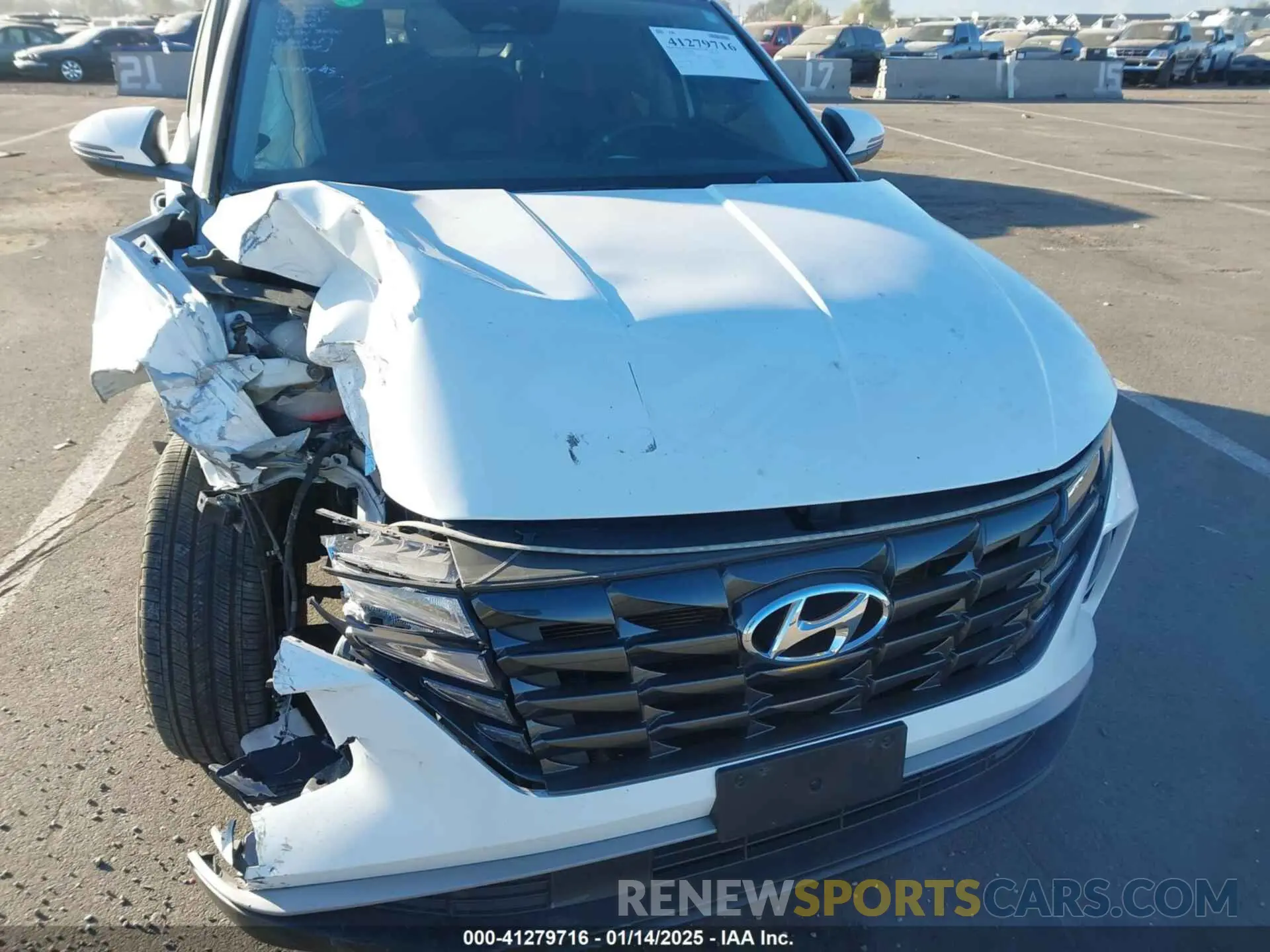 13 Photograph of a damaged car 5NMJFCAE4PH259907 HYUNDAI TUCSON 2023