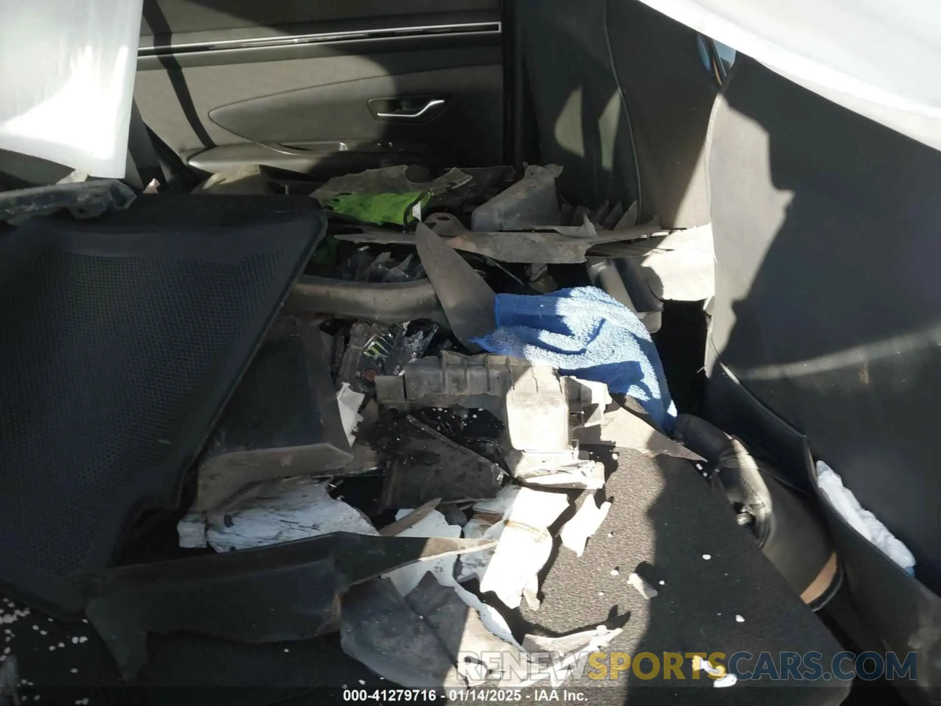 8 Photograph of a damaged car 5NMJFCAE4PH259907 HYUNDAI TUCSON 2023