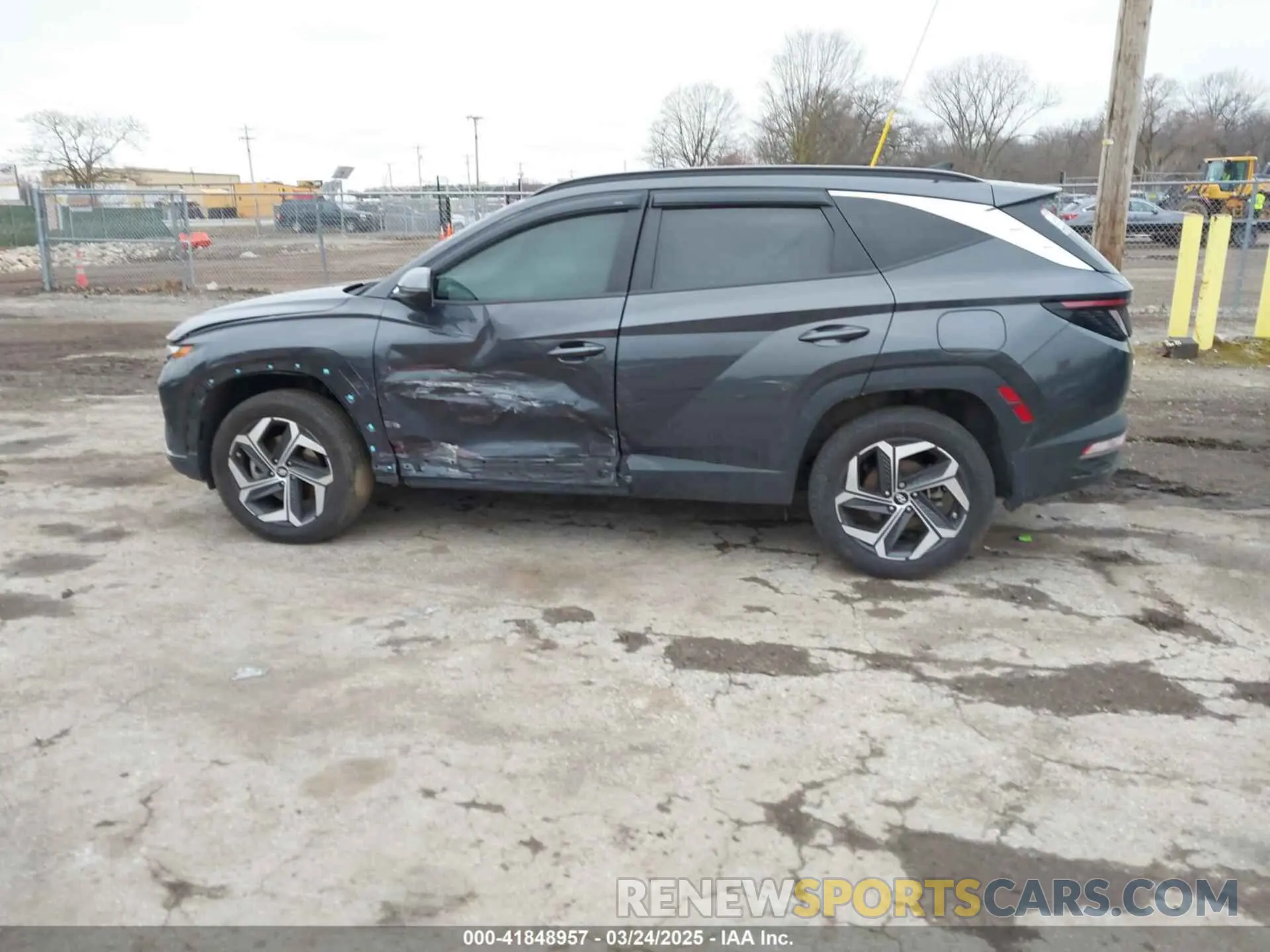 15 Photograph of a damaged car 5NMJFCAE5PH227774 HYUNDAI TUCSON 2023
