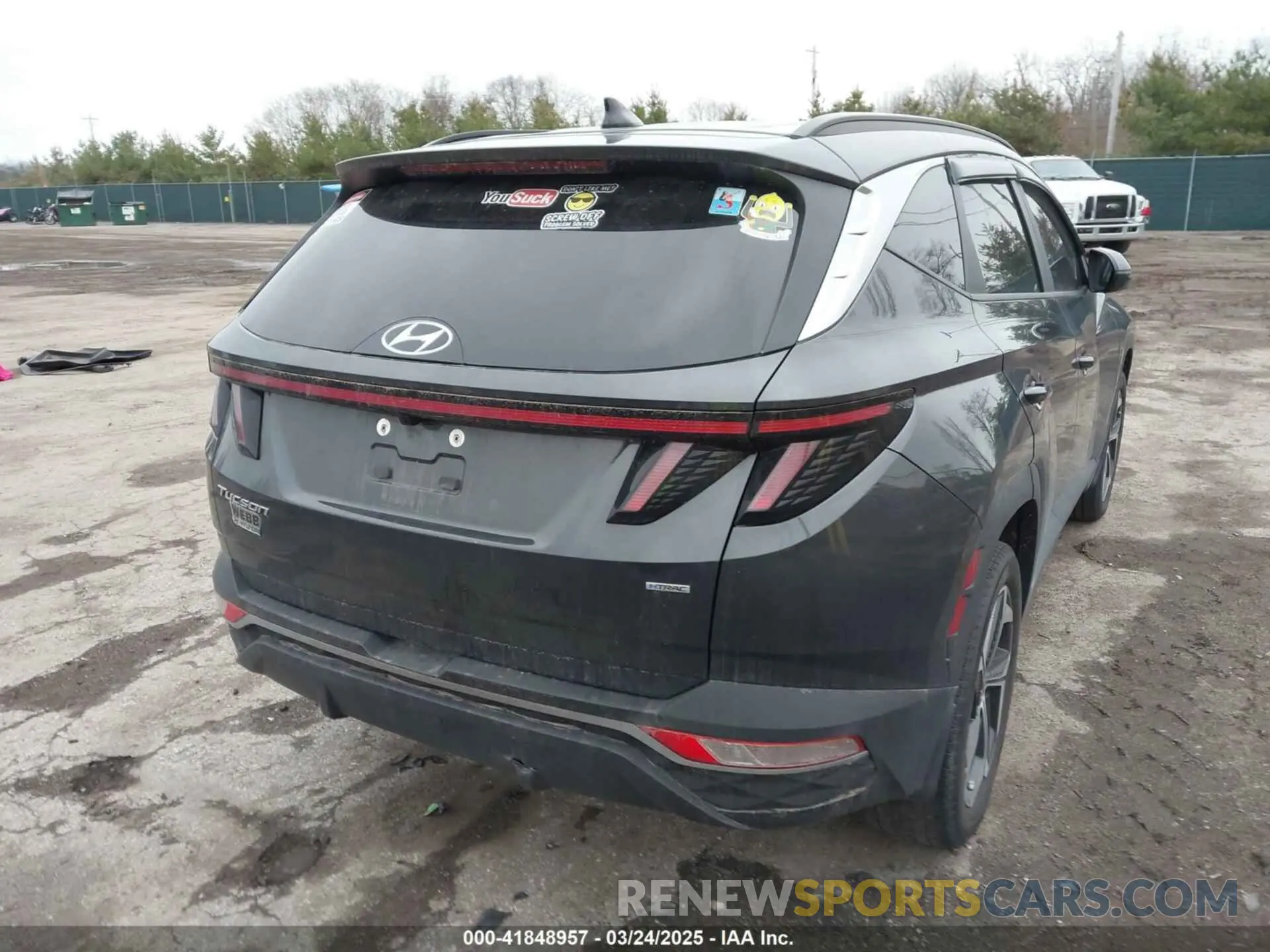 4 Photograph of a damaged car 5NMJFCAE5PH227774 HYUNDAI TUCSON 2023