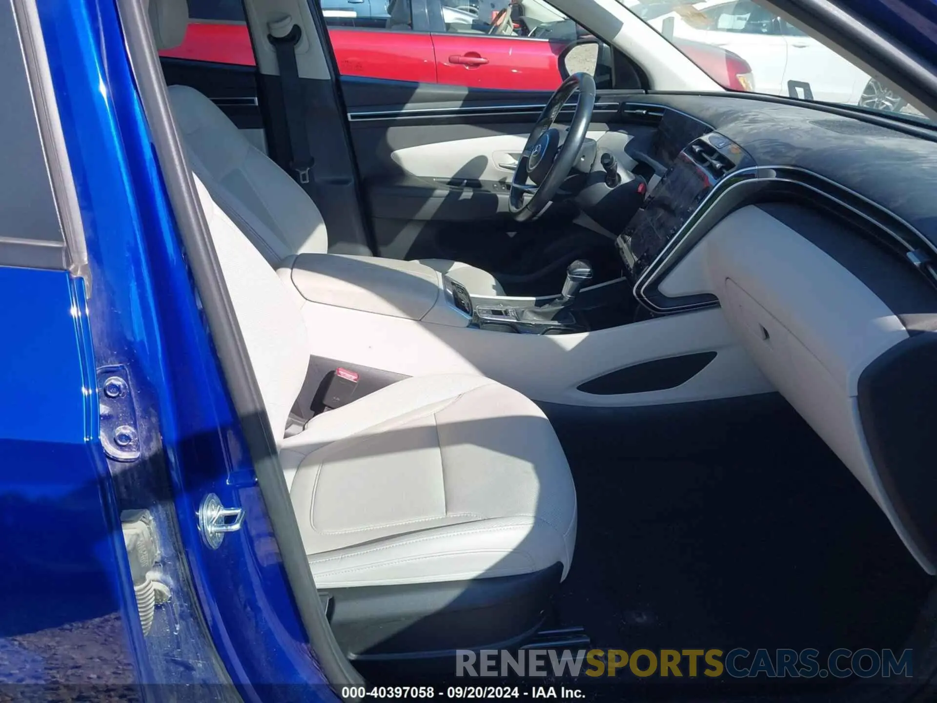5 Photograph of a damaged car 5NMJFCAE6PH205279 HYUNDAI TUCSON 2023