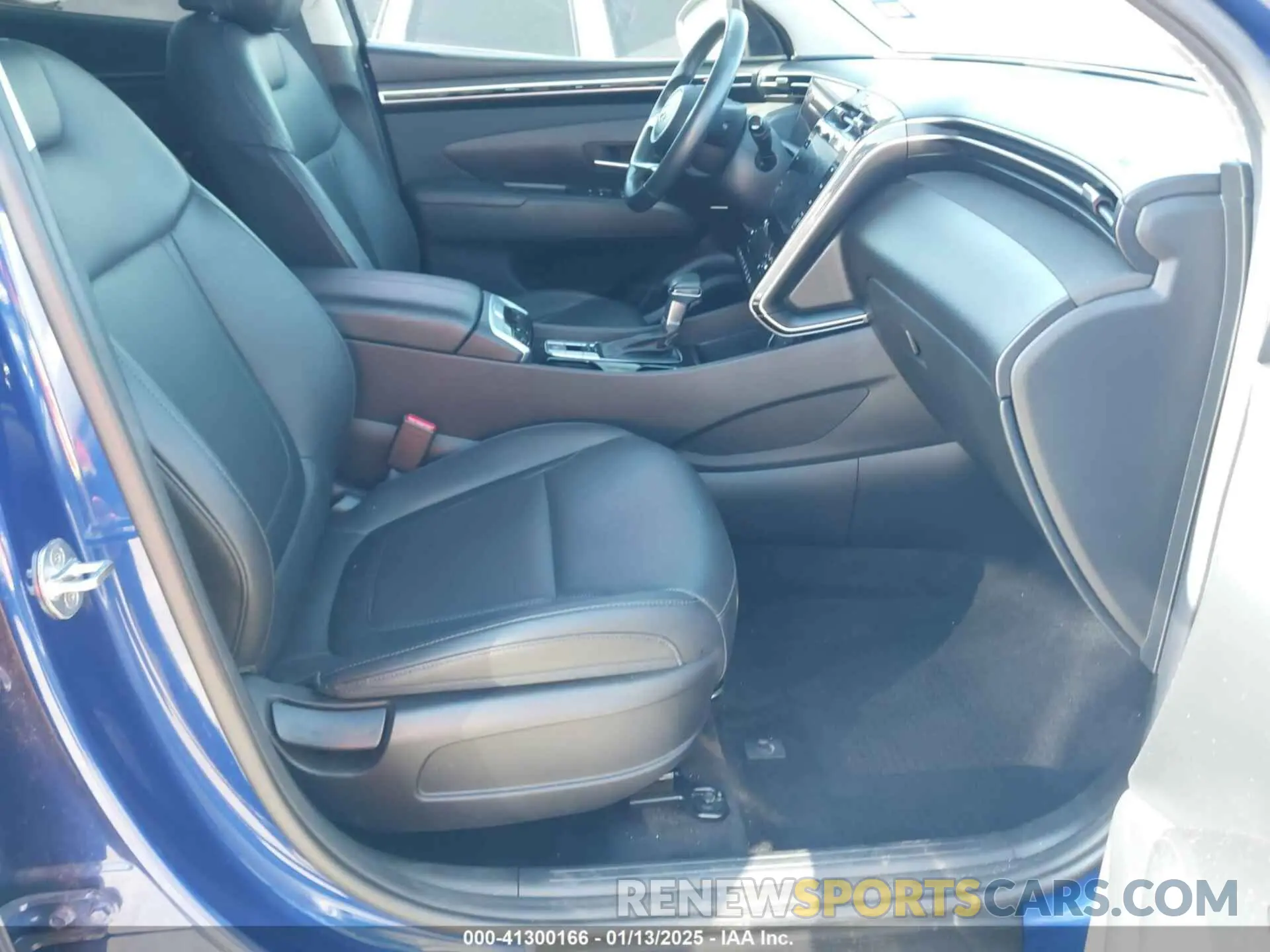 5 Photograph of a damaged car 5NMJFCAE7PH205484 HYUNDAI TUCSON 2023