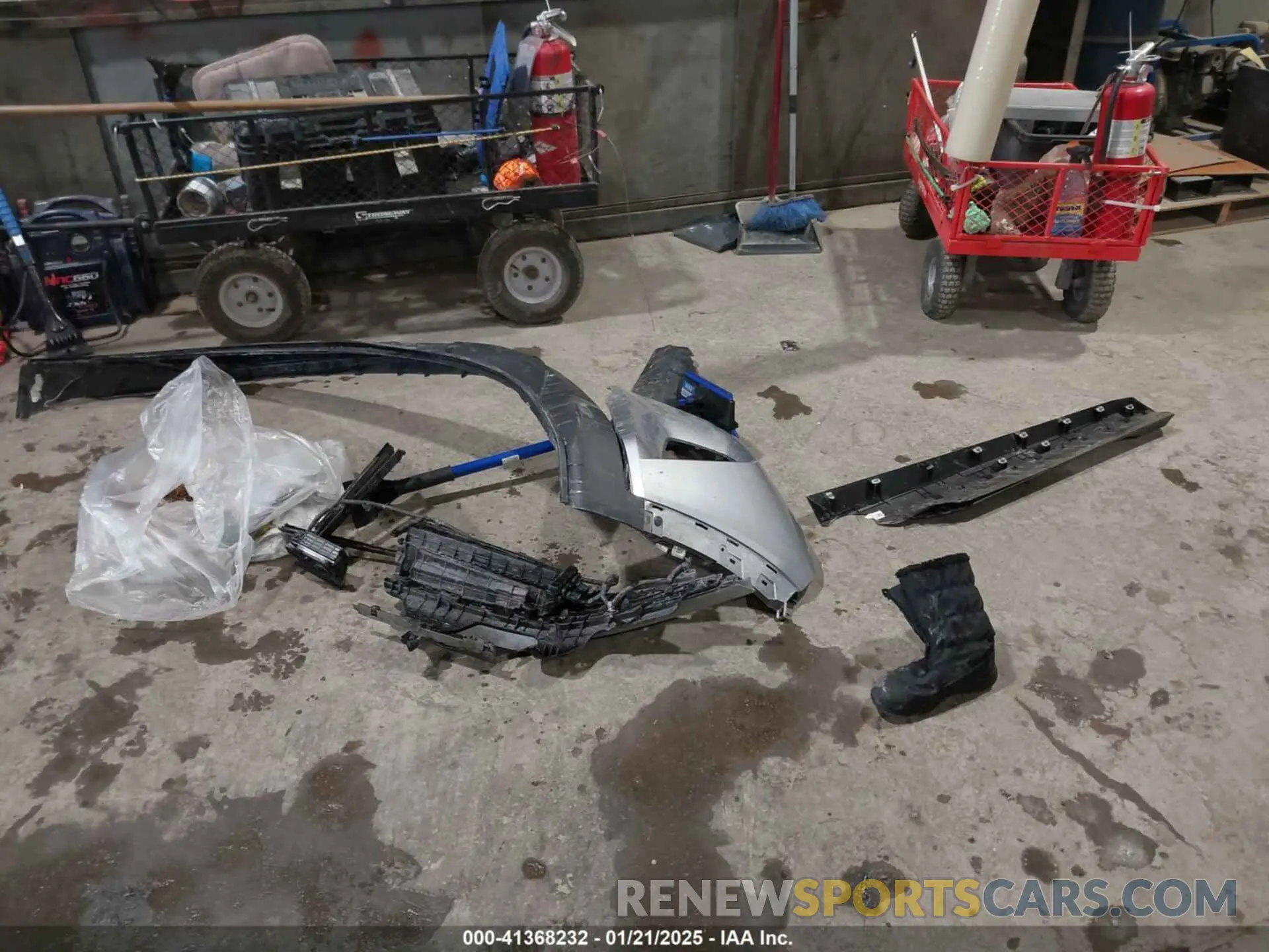12 Photograph of a damaged car 5NMJFCAE7PH281948 HYUNDAI TUCSON 2023