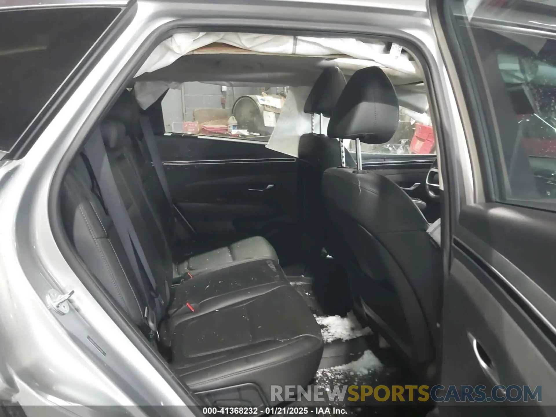 8 Photograph of a damaged car 5NMJFCAE7PH281948 HYUNDAI TUCSON 2023