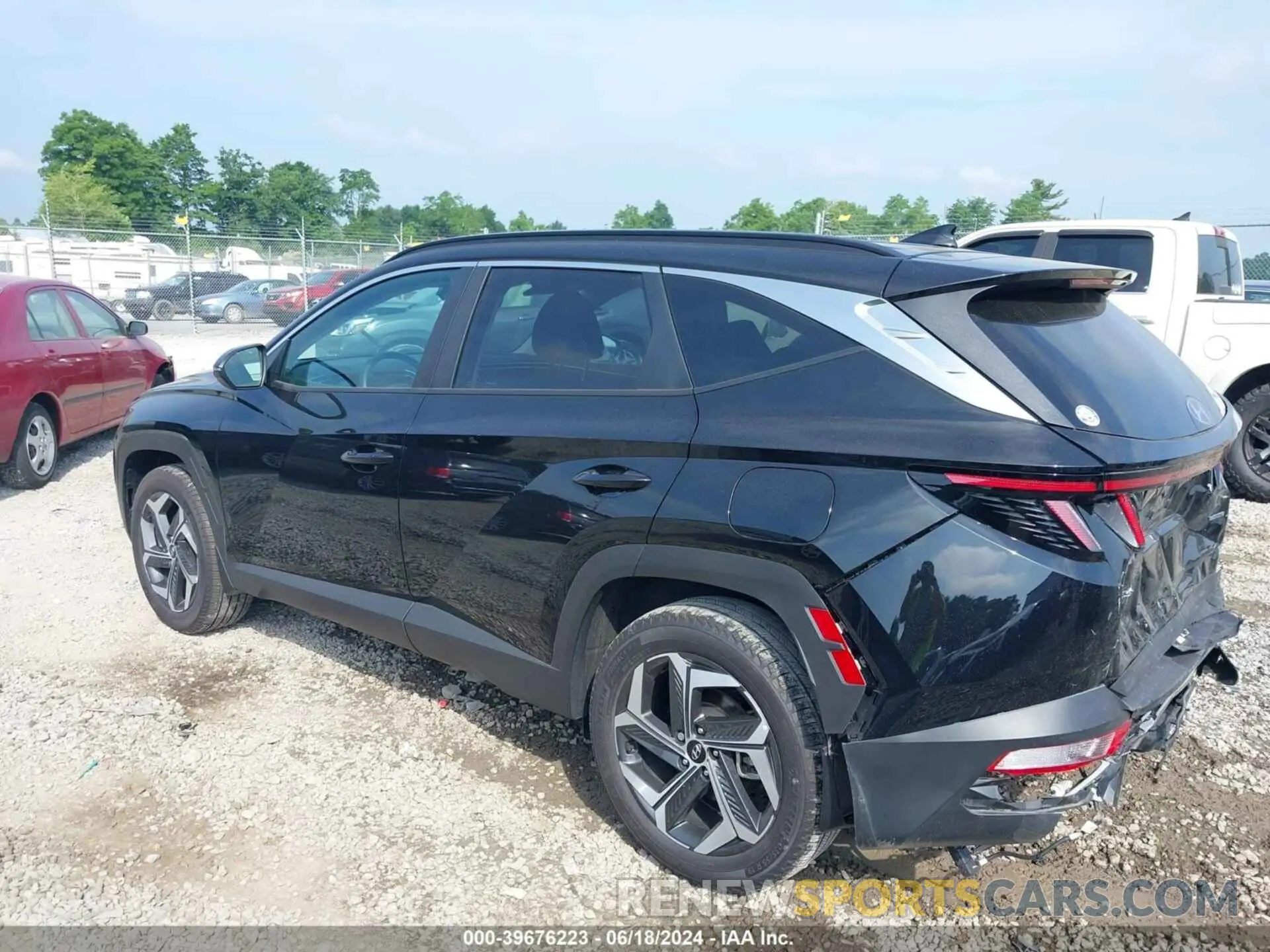 3 Photograph of a damaged car 5NMJFCAE7PH283232 HYUNDAI TUCSON 2023