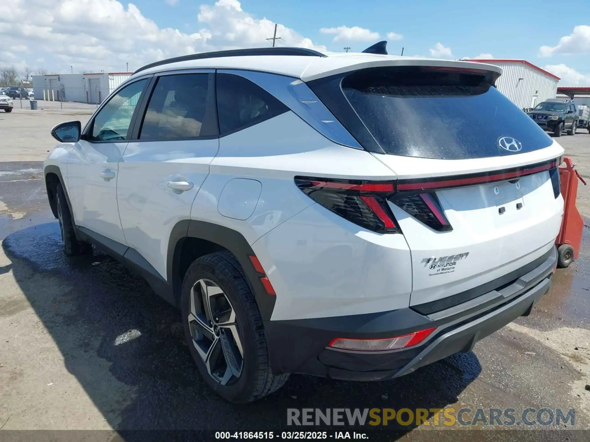 3 Photograph of a damaged car 5NMJFCAE8PH235724 HYUNDAI TUCSON 2023