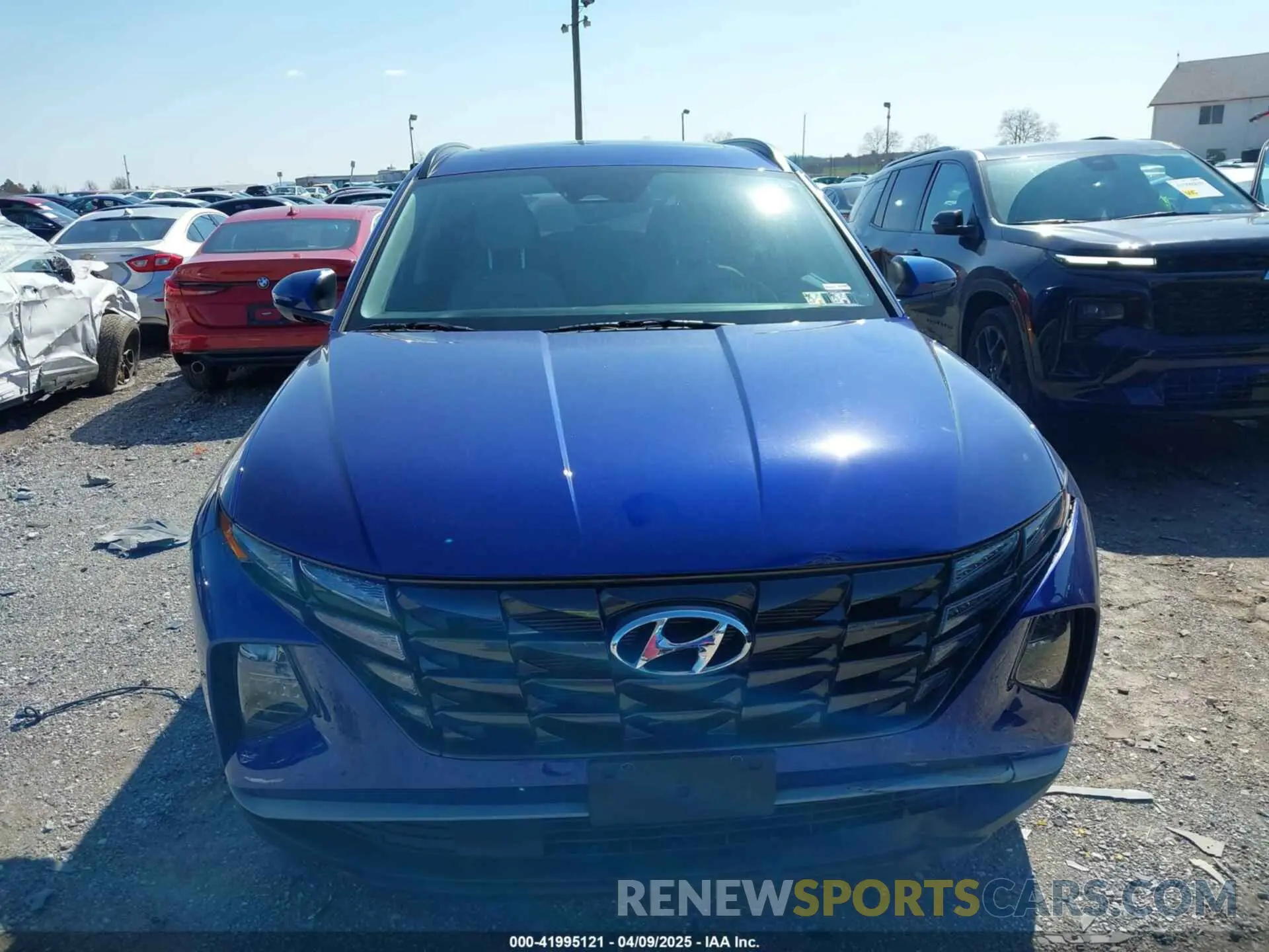 12 Photograph of a damaged car 5NMJFCAE9PH172567 HYUNDAI TUCSON 2023