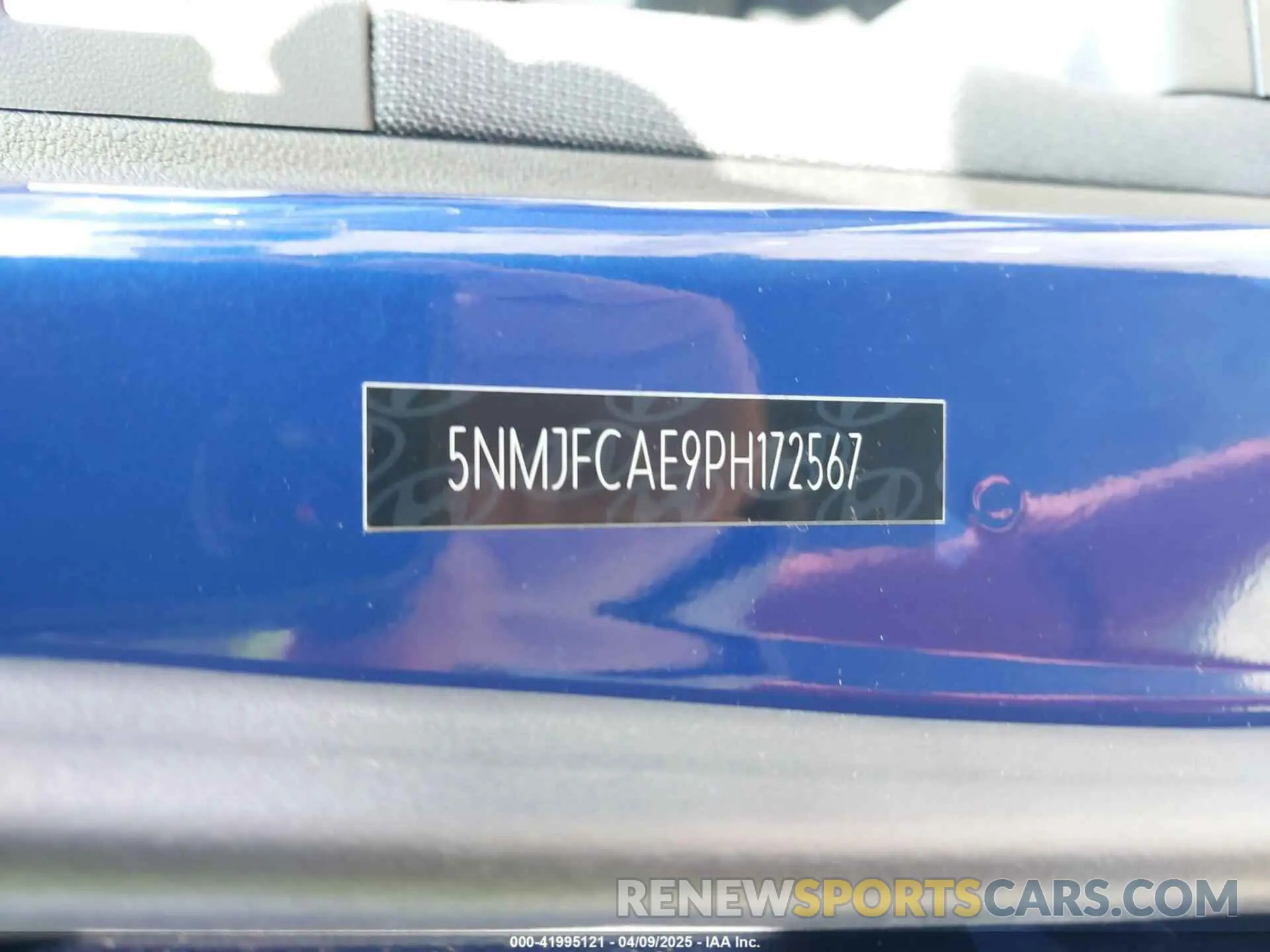 9 Photograph of a damaged car 5NMJFCAE9PH172567 HYUNDAI TUCSON 2023