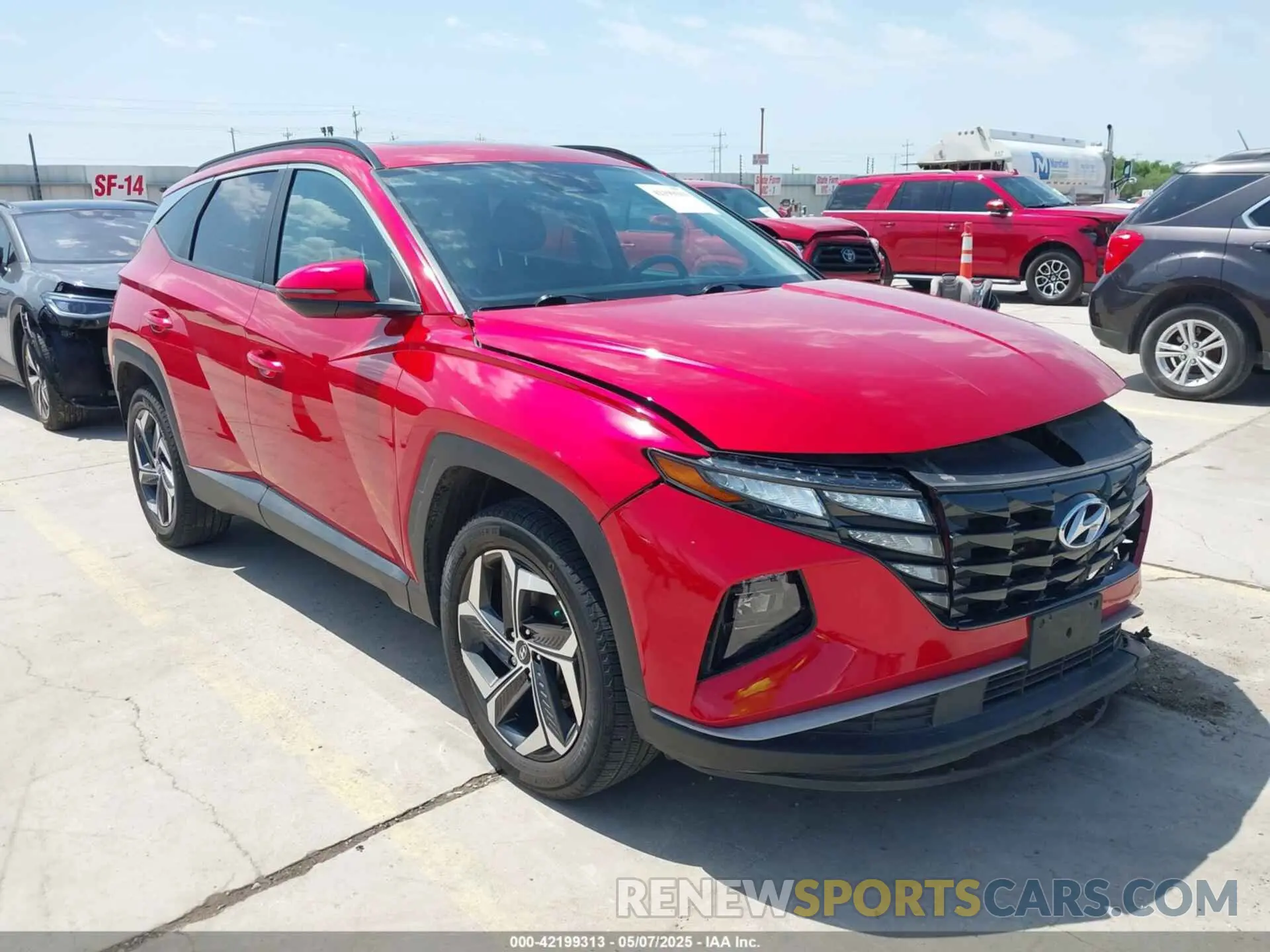 1 Photograph of a damaged car 5NMJFCAE9PH224327 HYUNDAI TUCSON 2023