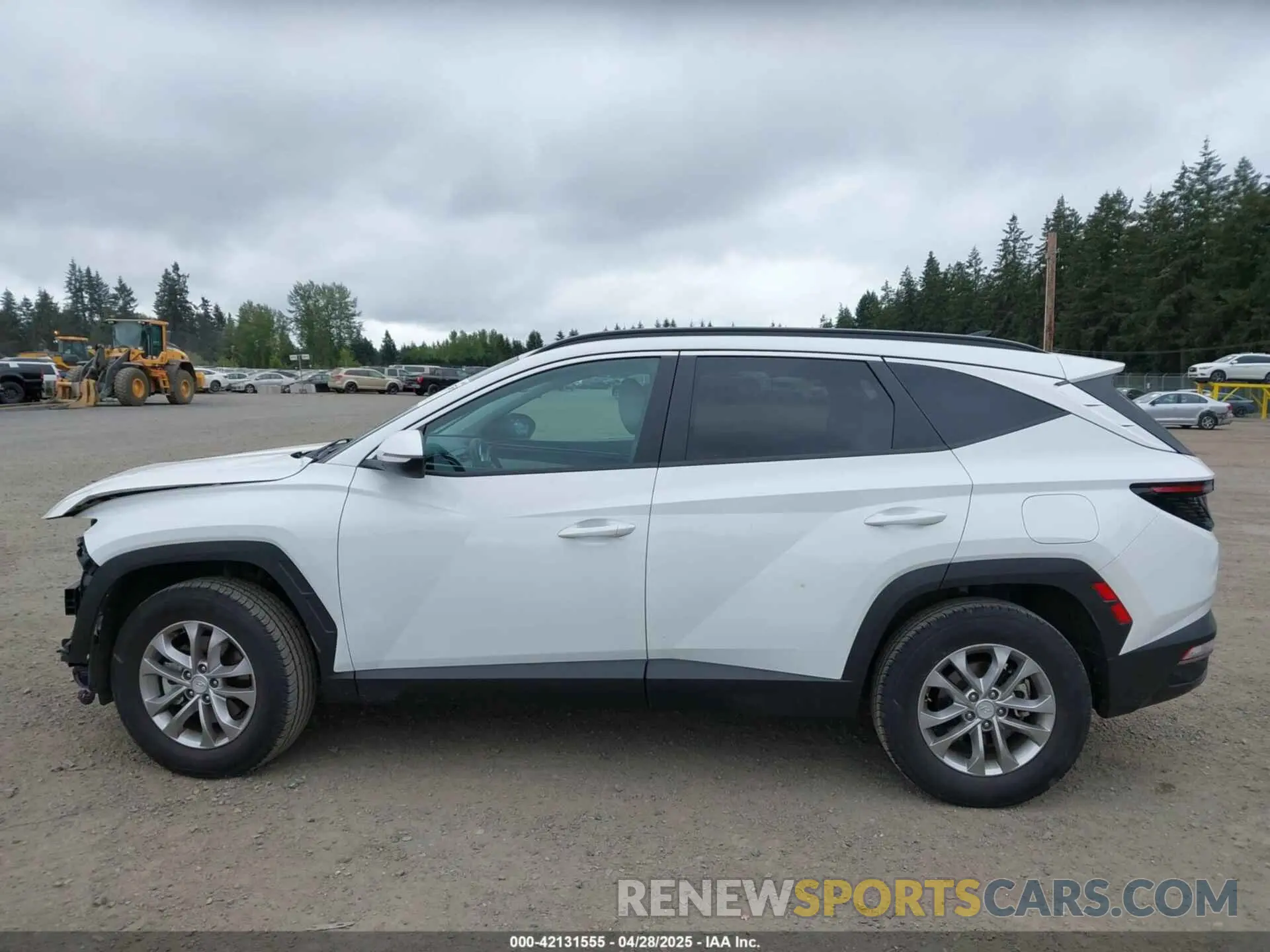 15 Photograph of a damaged car 5NMJFCAEXPH197221 HYUNDAI TUCSON 2023