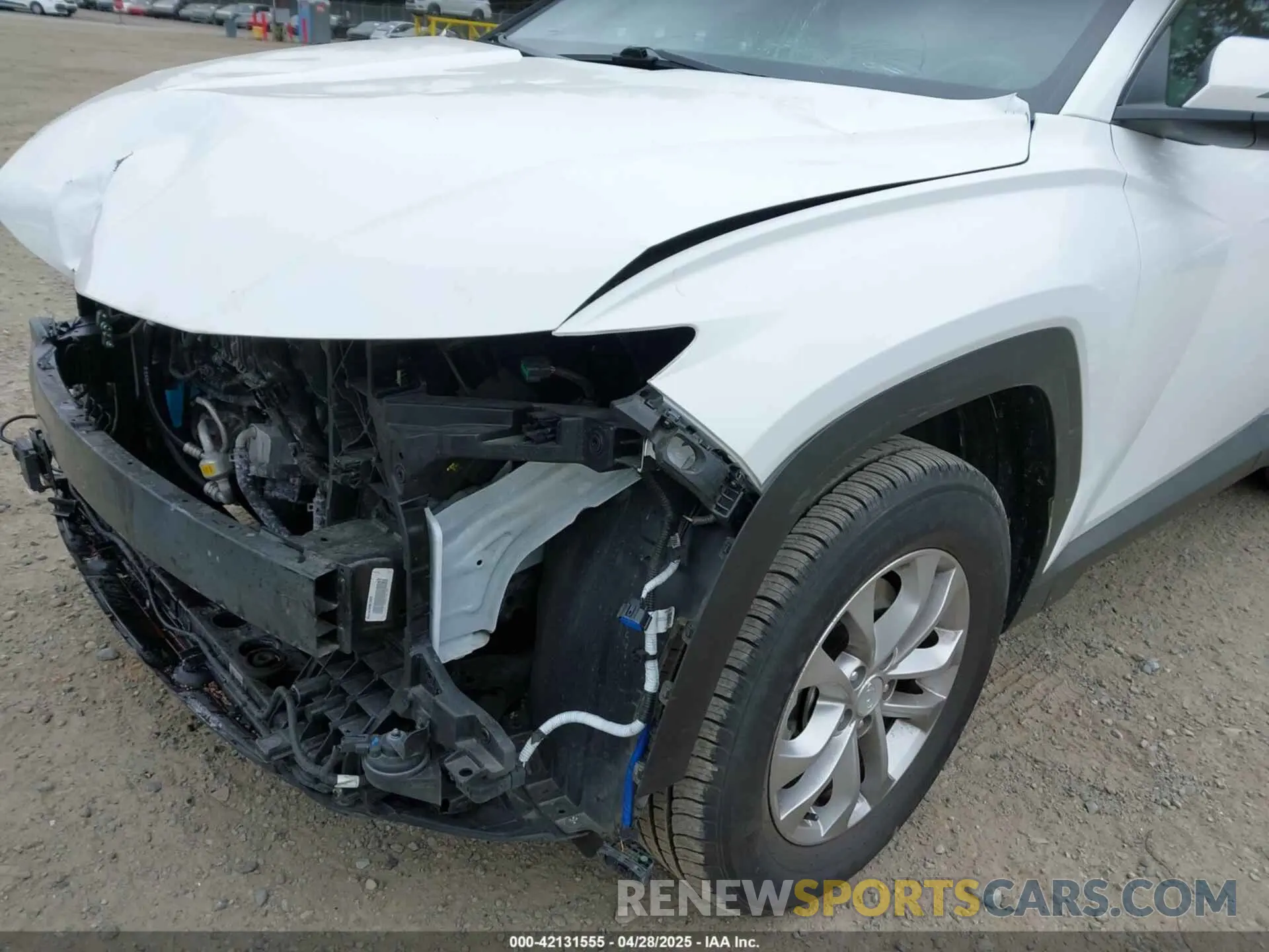 18 Photograph of a damaged car 5NMJFCAEXPH197221 HYUNDAI TUCSON 2023