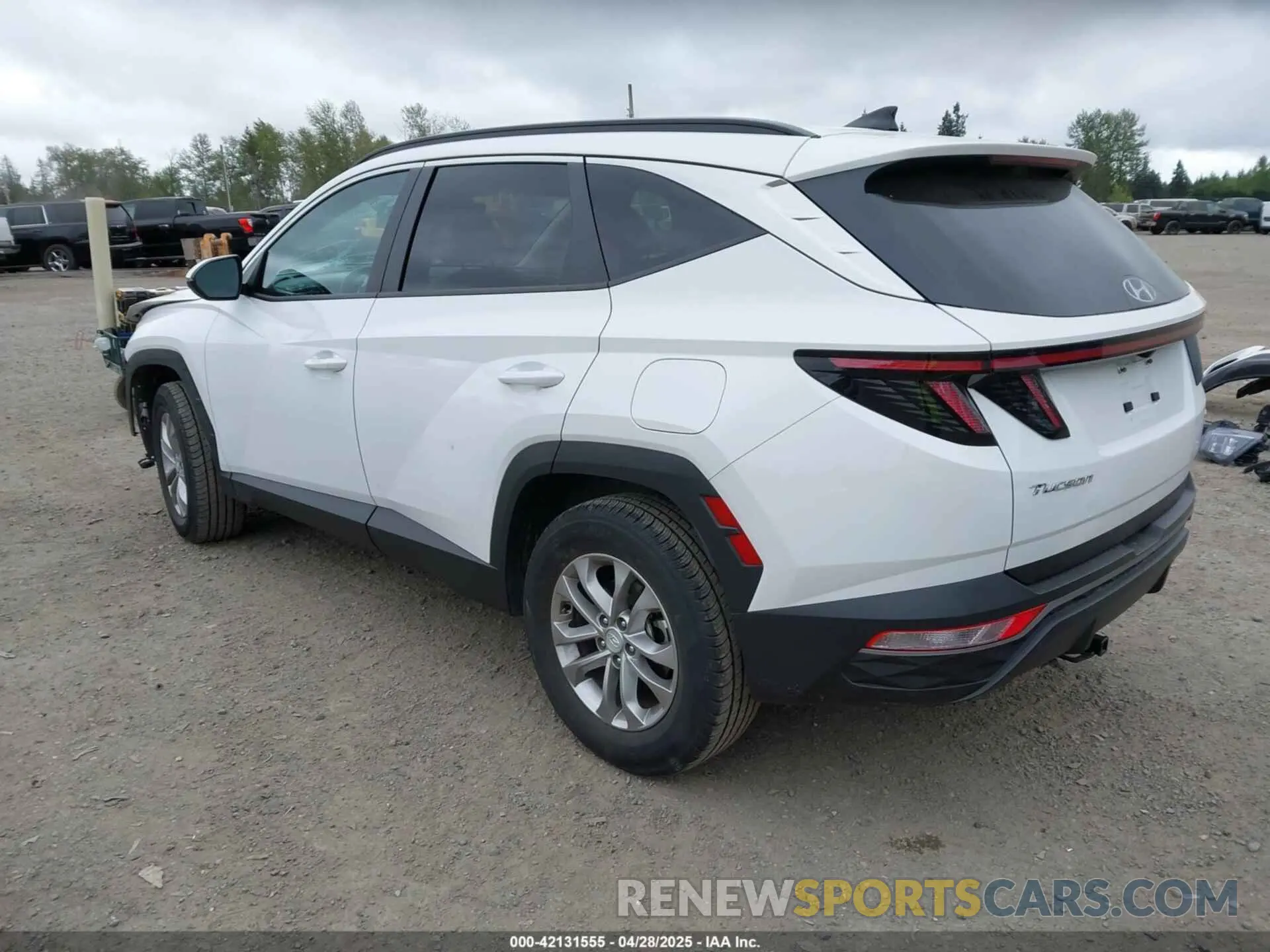 3 Photograph of a damaged car 5NMJFCAEXPH197221 HYUNDAI TUCSON 2023