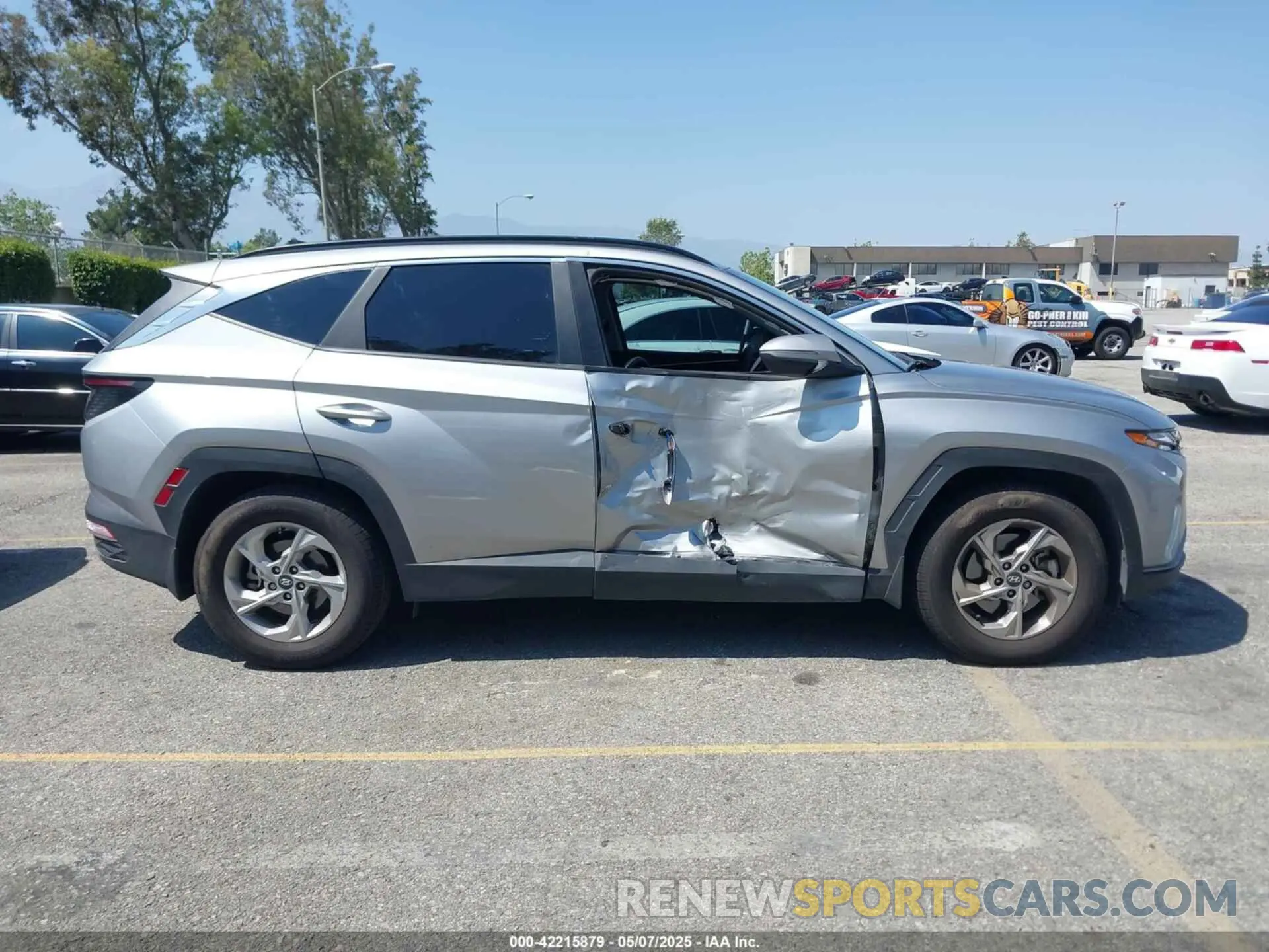 13 Photograph of a damaged car KM8JB3AE0PU225575 HYUNDAI TUCSON 2023
