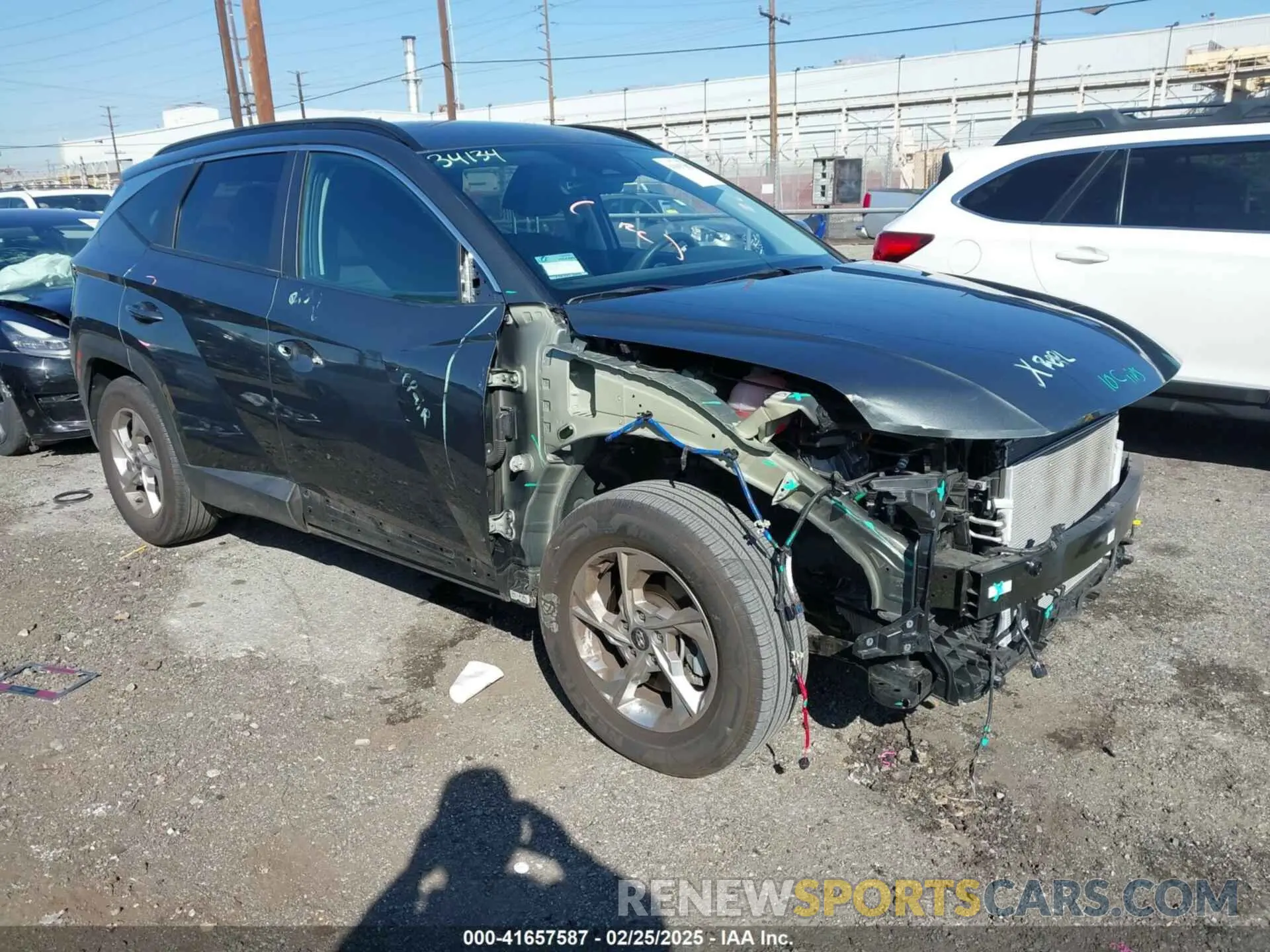 1 Photograph of a damaged car KM8JB3AE6PU263392 HYUNDAI TUCSON 2023