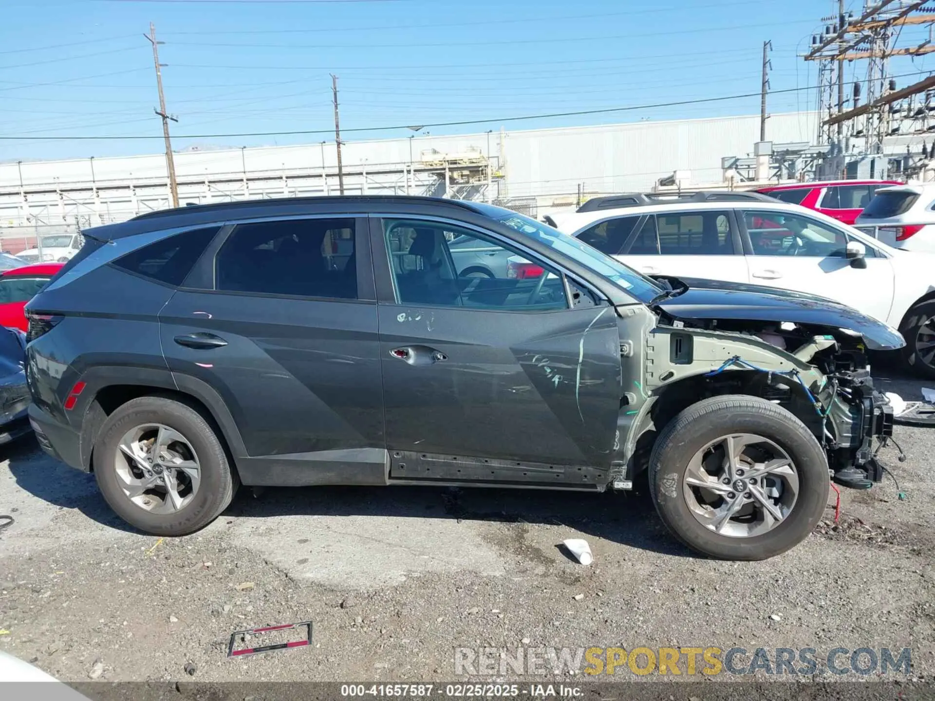 14 Photograph of a damaged car KM8JB3AE6PU263392 HYUNDAI TUCSON 2023