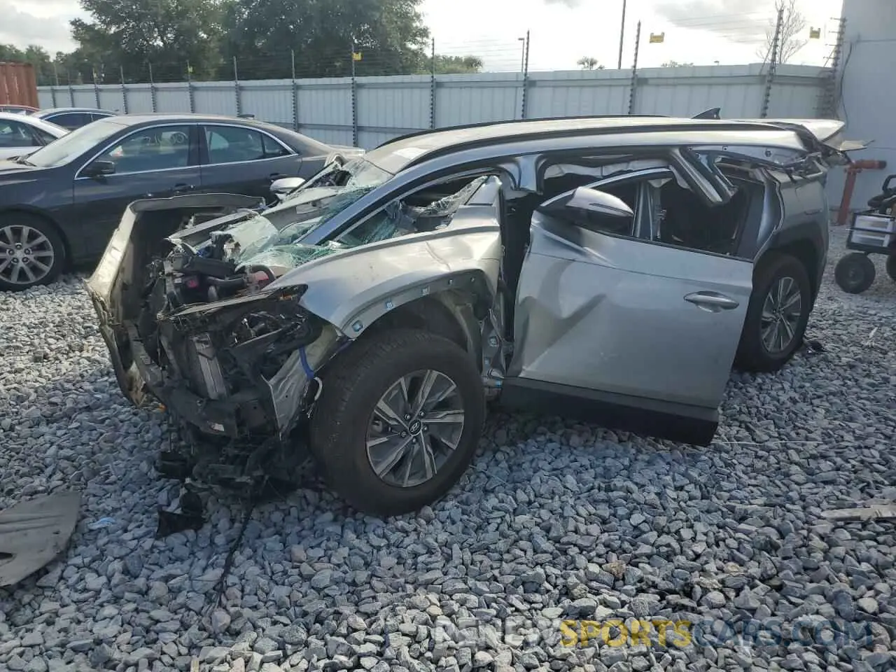 1 Photograph of a damaged car KM8JBCA16PU102182 HYUNDAI TUCSON 2023