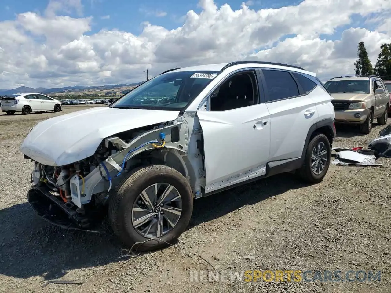 1 Photograph of a damaged car KM8JBCA19PU100684 HYUNDAI TUCSON 2023
