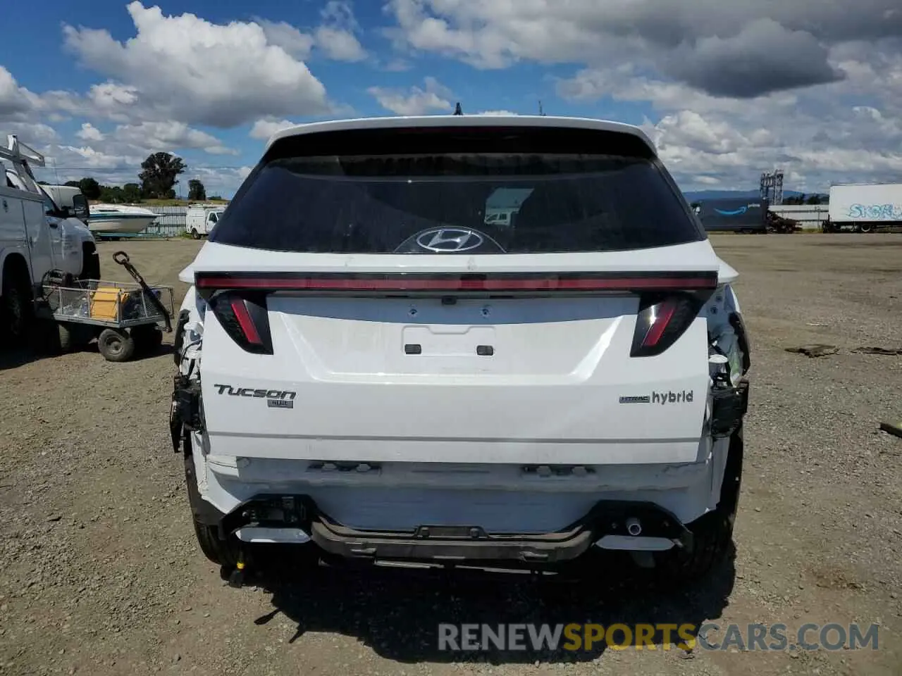 6 Photograph of a damaged car KM8JBCA19PU100684 HYUNDAI TUCSON 2023