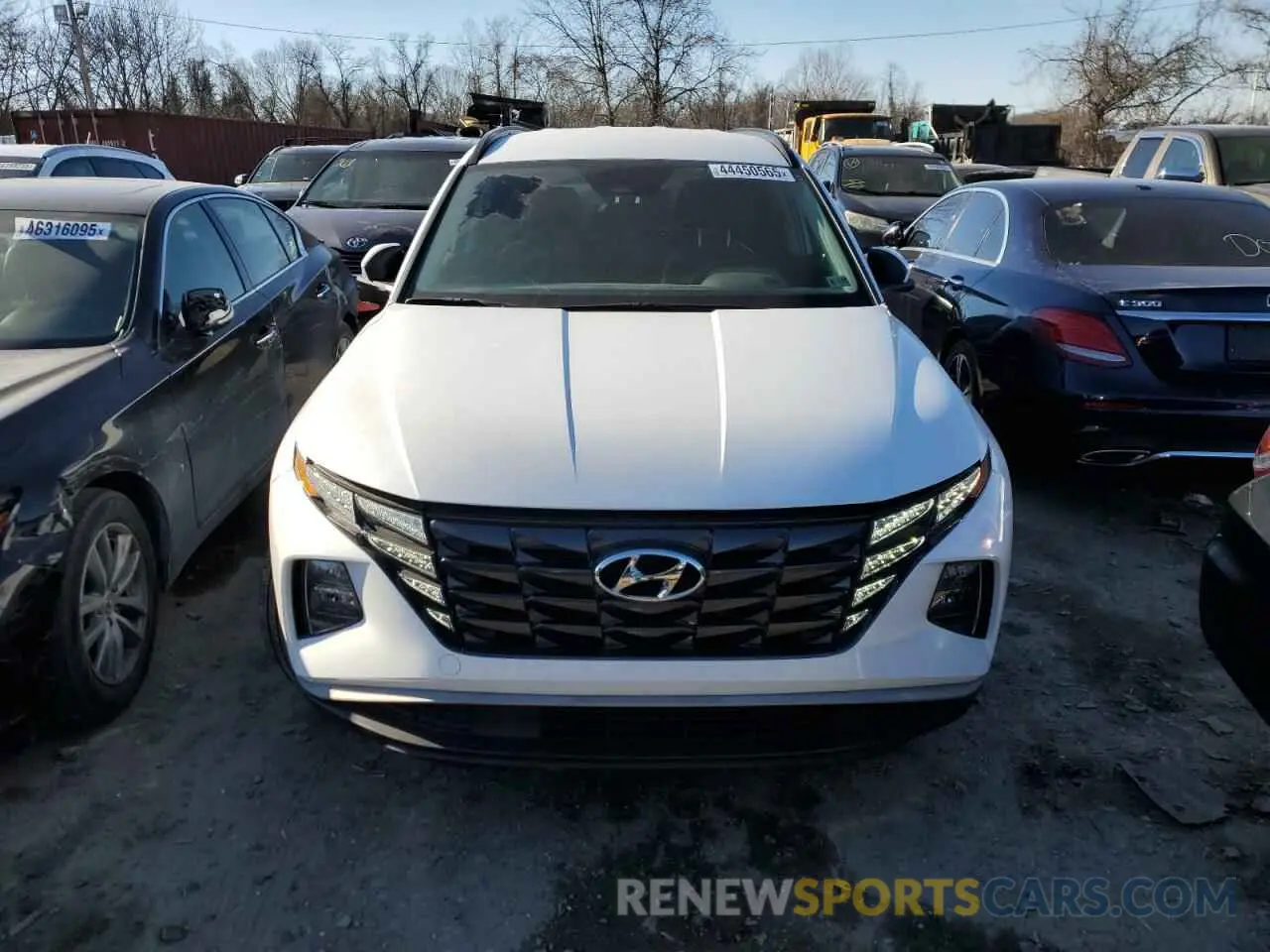 5 Photograph of a damaged car KM8JBCA19PU114522 HYUNDAI TUCSON 2023