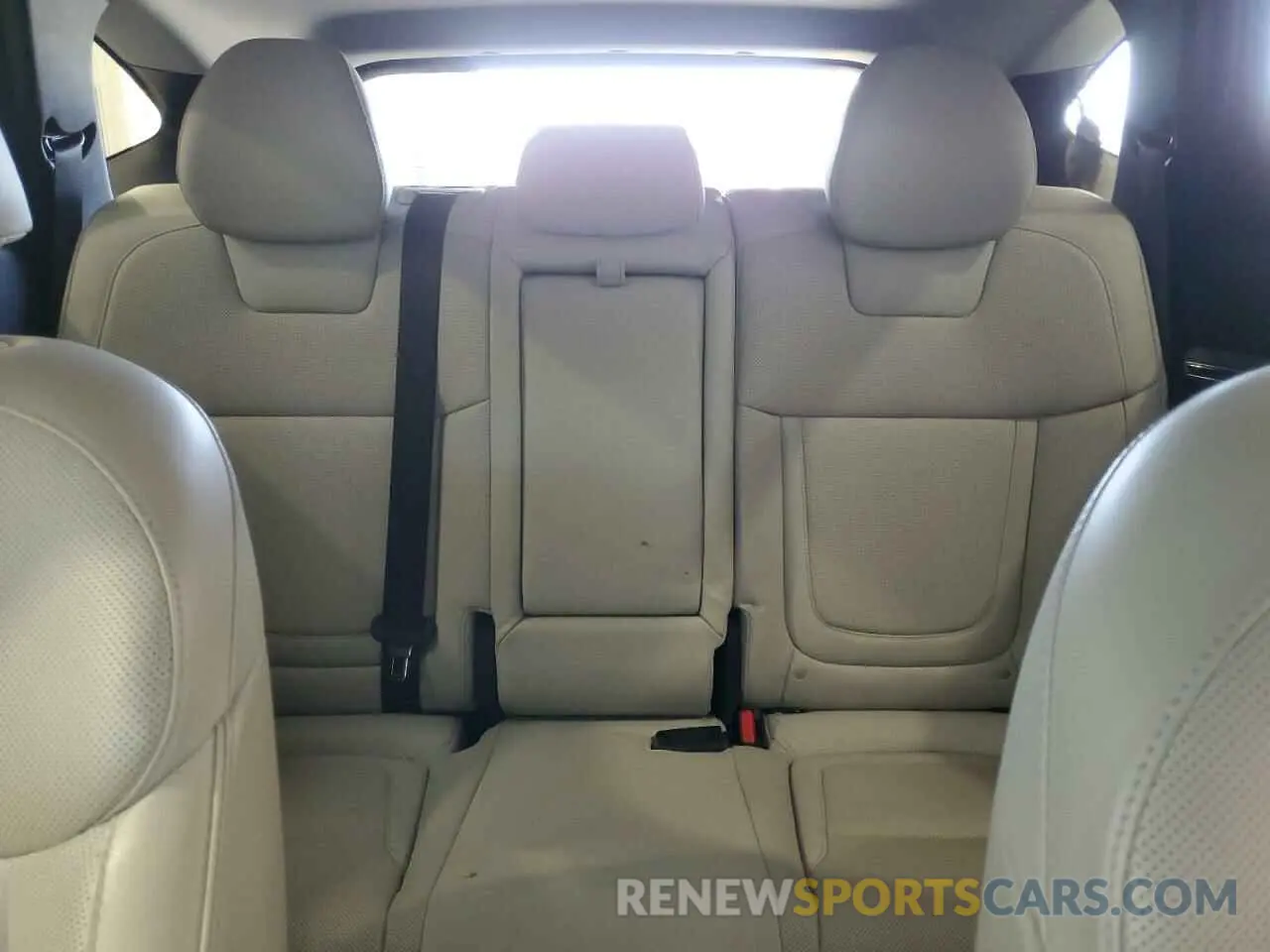 10 Photograph of a damaged car KM8JECA16PU109382 HYUNDAI TUCSON 2023