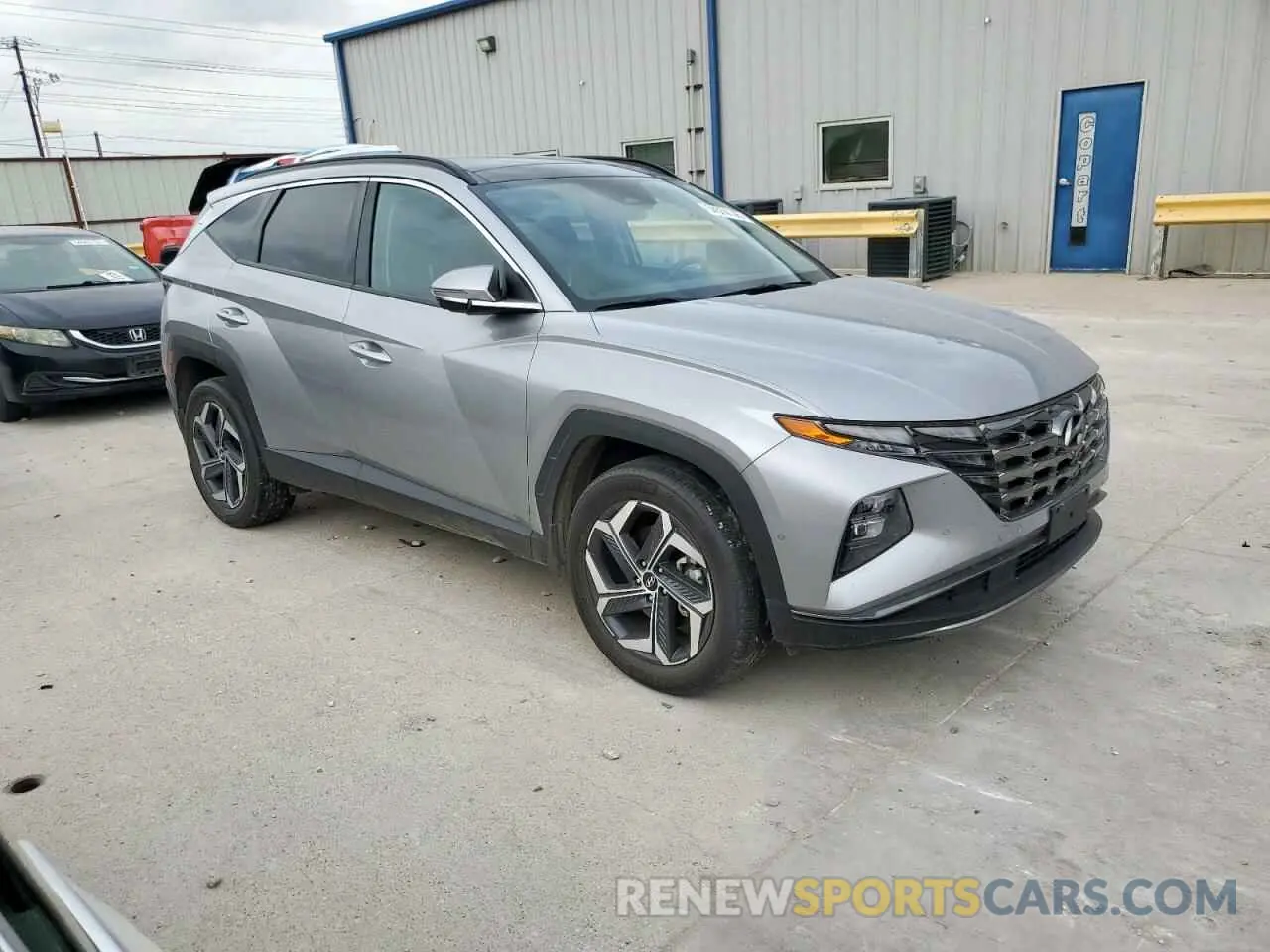 4 Photograph of a damaged car KM8JECA16PU130099 HYUNDAI TUCSON 2023