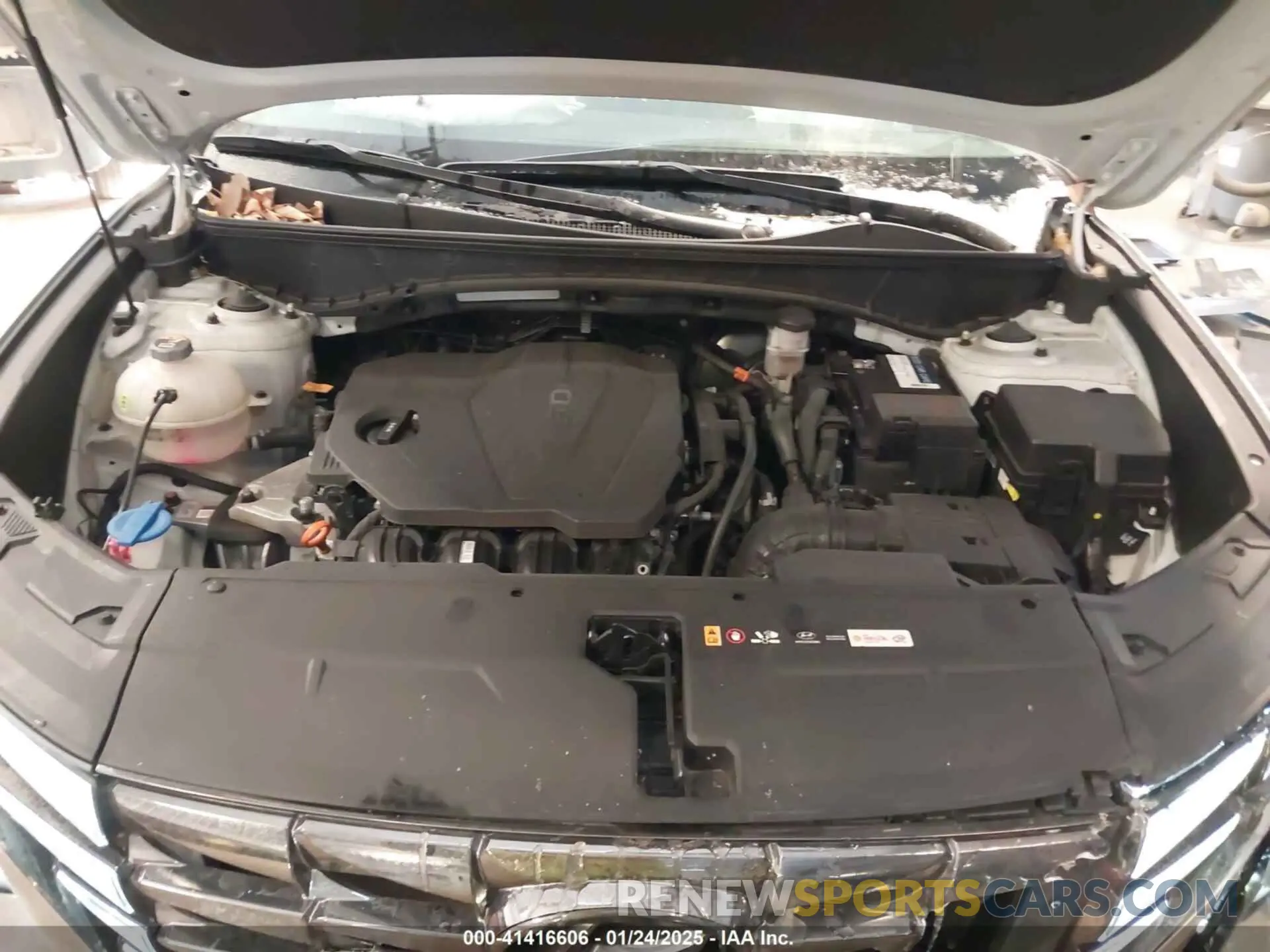 10 Photograph of a damaged car KM8JECAE0PU213725 HYUNDAI TUCSON 2023