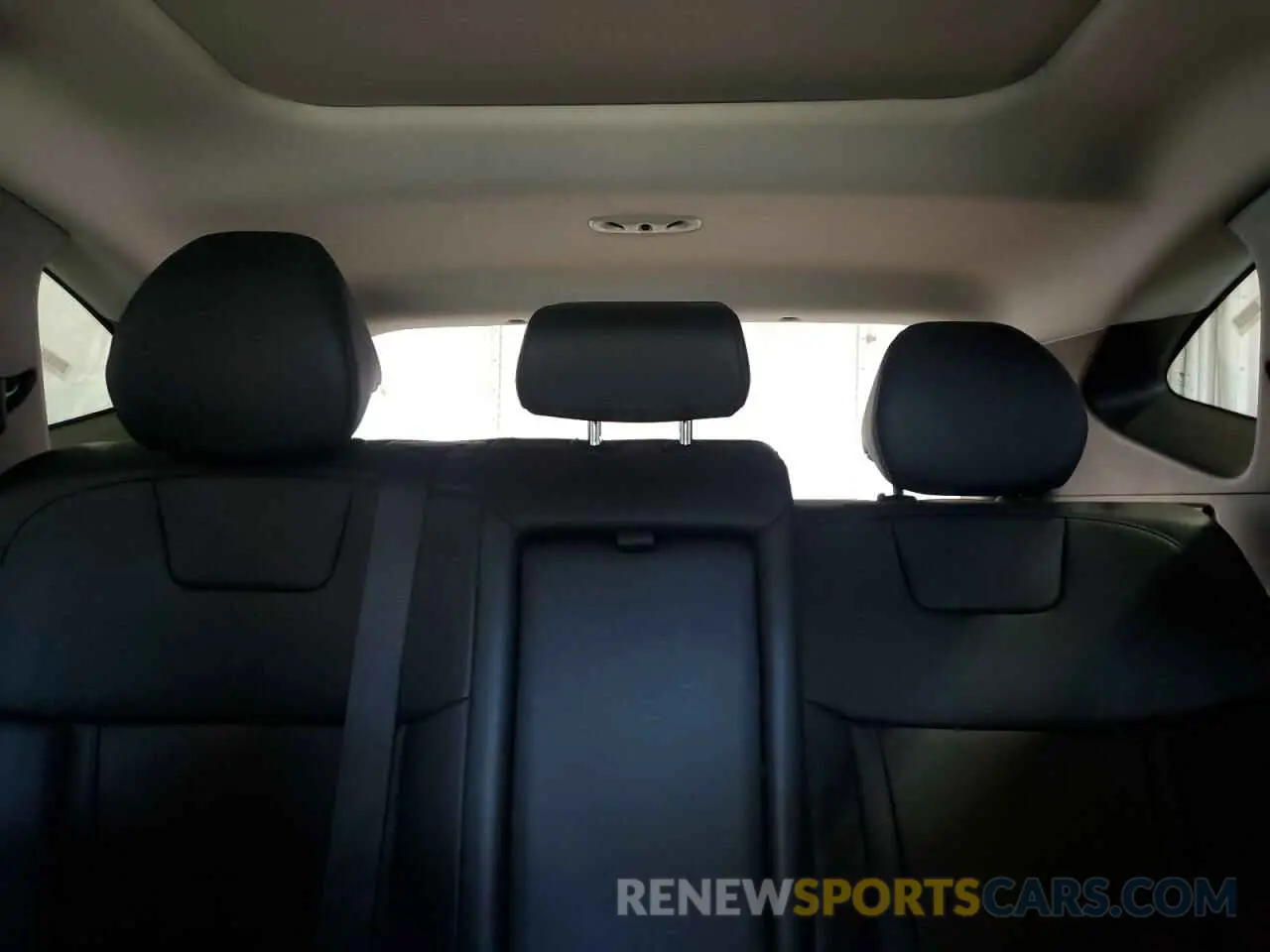 10 Photograph of a damaged car KM8JFCA12PU135670 HYUNDAI TUCSON 2023