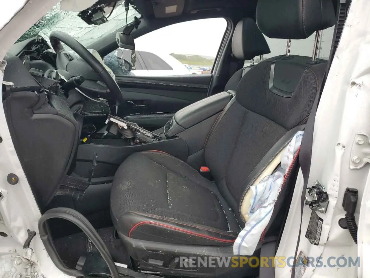 7 Photograph of a damaged car KM8JFCAE1PU174141 HYUNDAI TUCSON 2023
