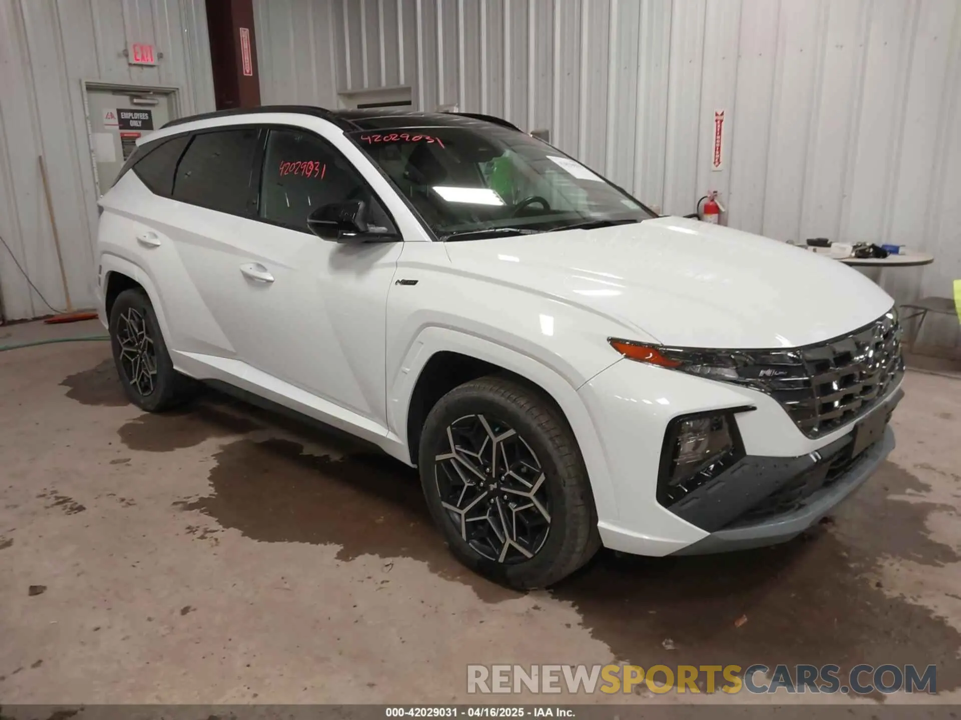 1 Photograph of a damaged car KM8JFCAE8PU190188 HYUNDAI TUCSON 2023