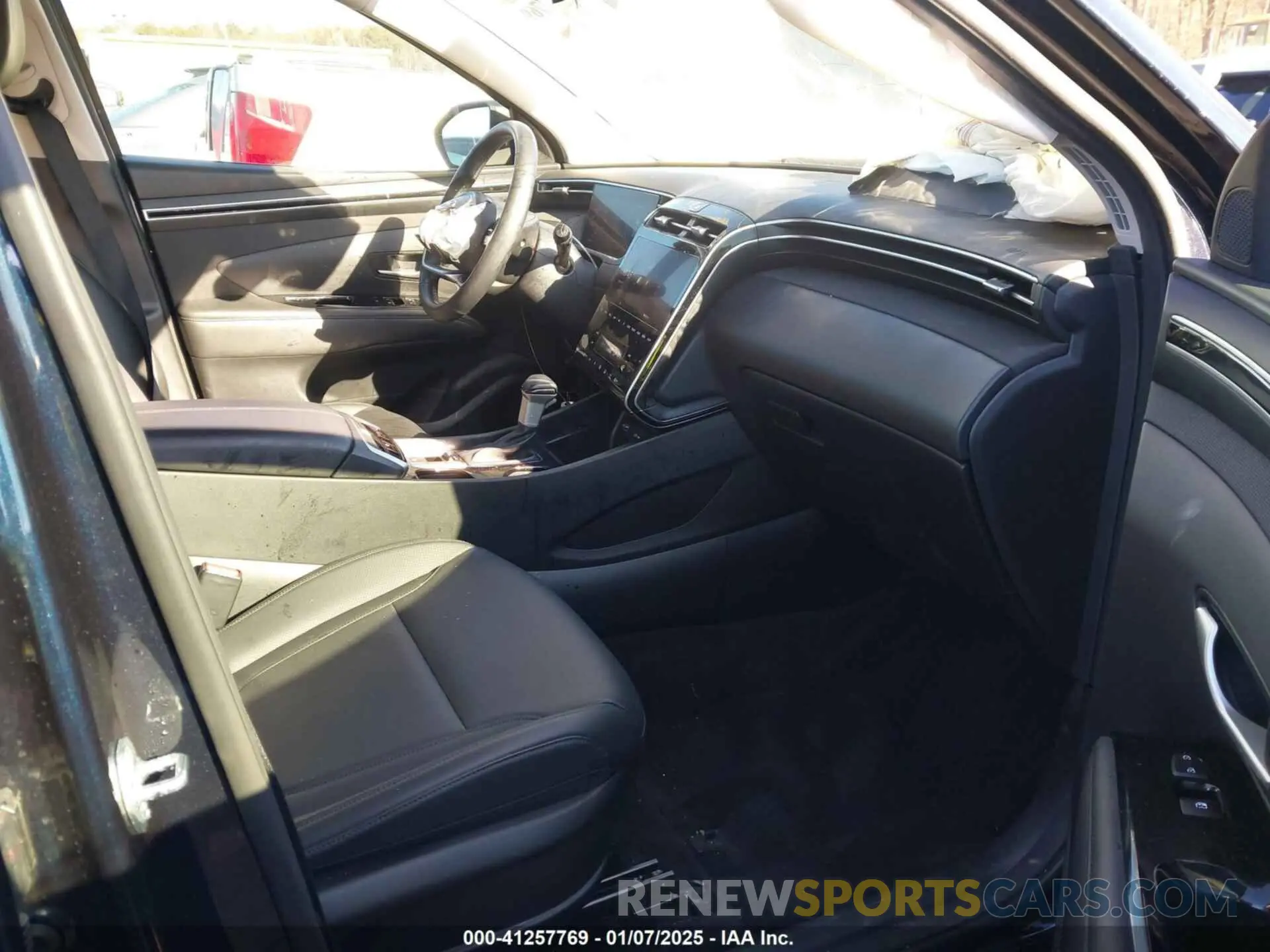 5 Photograph of a damaged car KM8JFCAEXPU217875 HYUNDAI TUCSON 2023