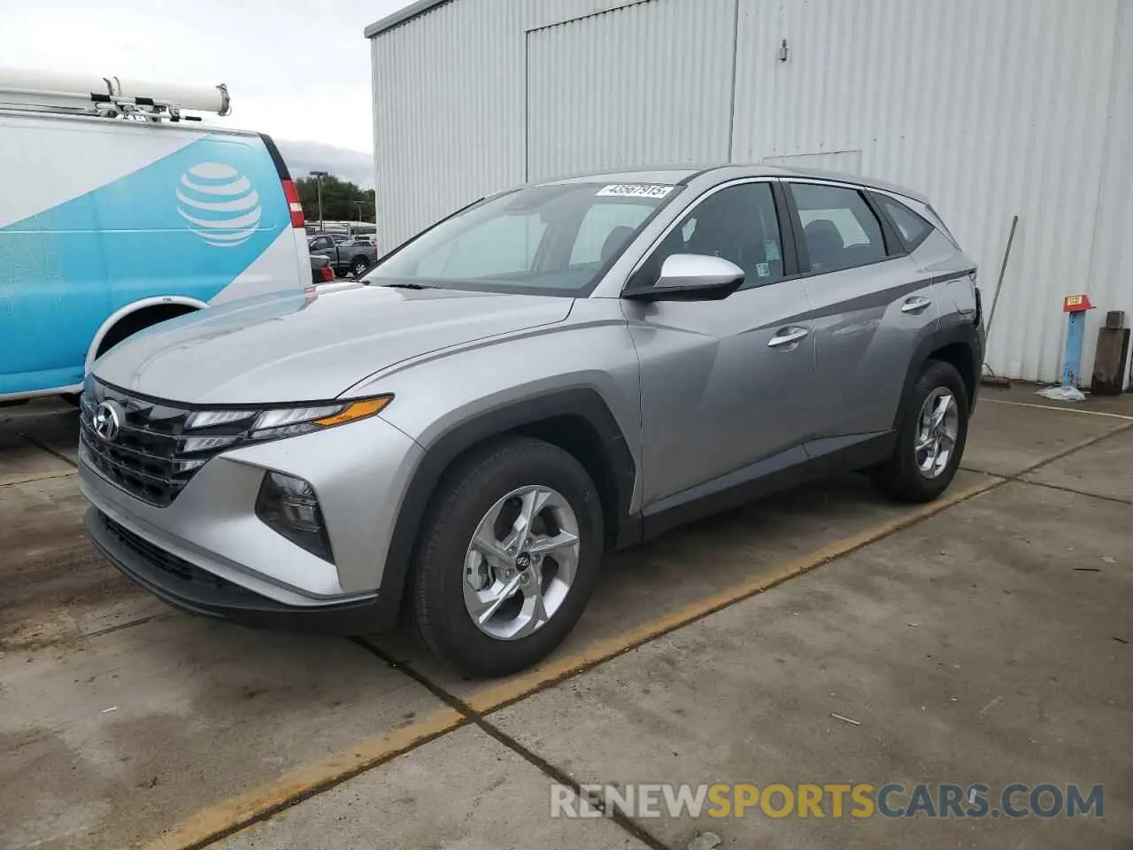 1 Photograph of a damaged car 5NMJA3DE0RH402042 HYUNDAI TUCSON 2024