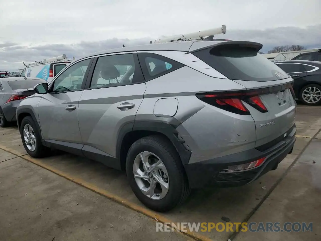 2 Photograph of a damaged car 5NMJA3DE0RH402042 HYUNDAI TUCSON 2024
