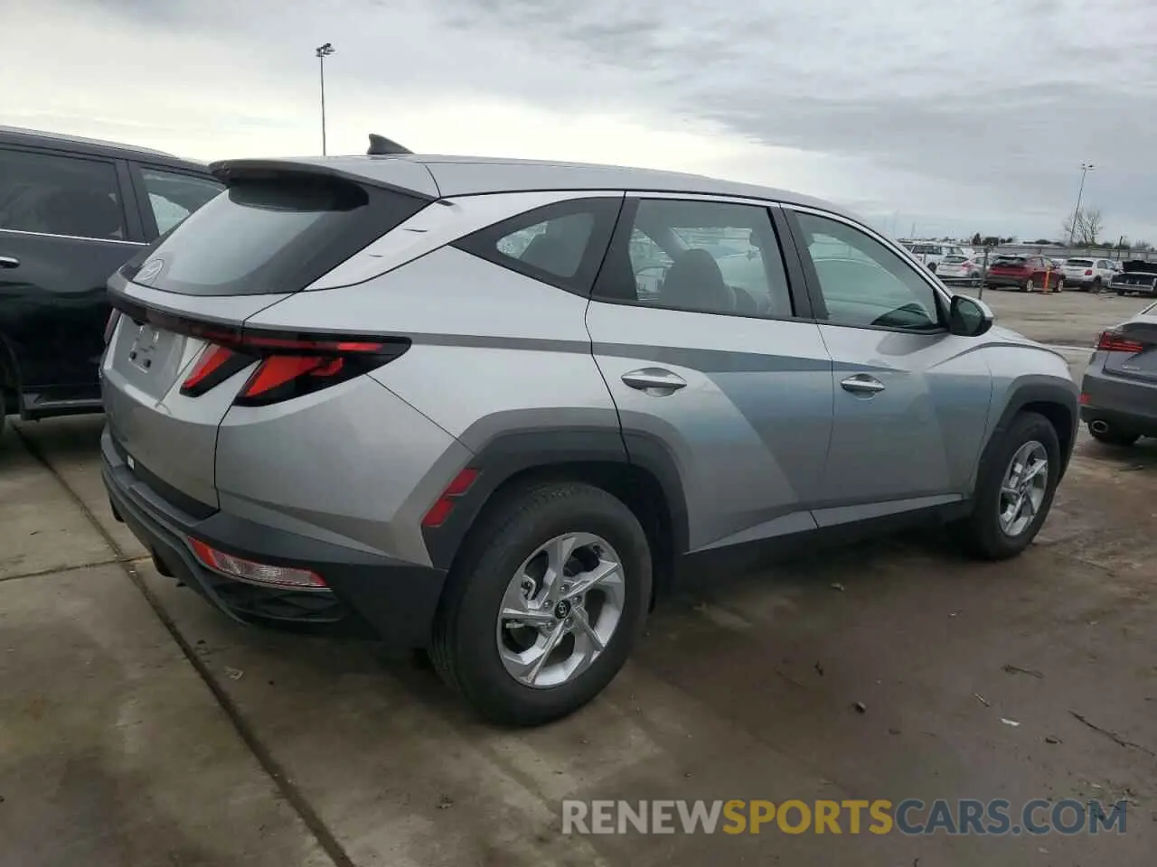 3 Photograph of a damaged car 5NMJA3DE0RH402042 HYUNDAI TUCSON 2024