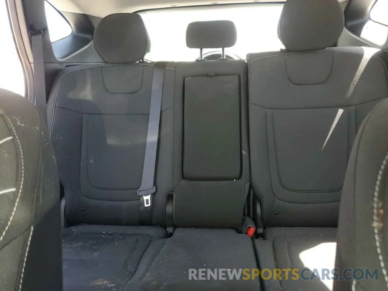 10 Photograph of a damaged car 5NMJA3DE0RH437549 HYUNDAI TUCSON 2024