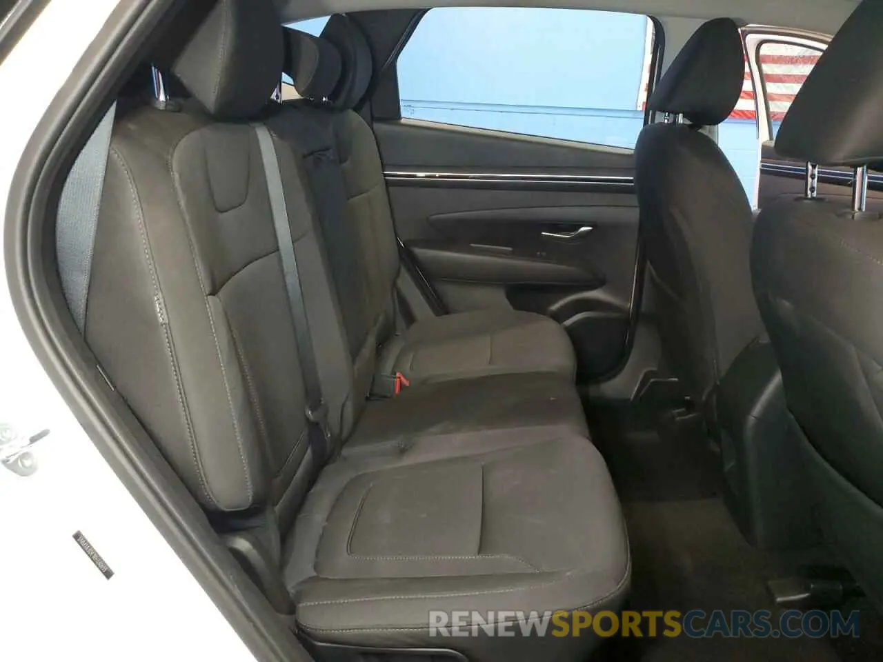 11 Photograph of a damaged car 5NMJA3DE1RH330655 HYUNDAI TUCSON 2024