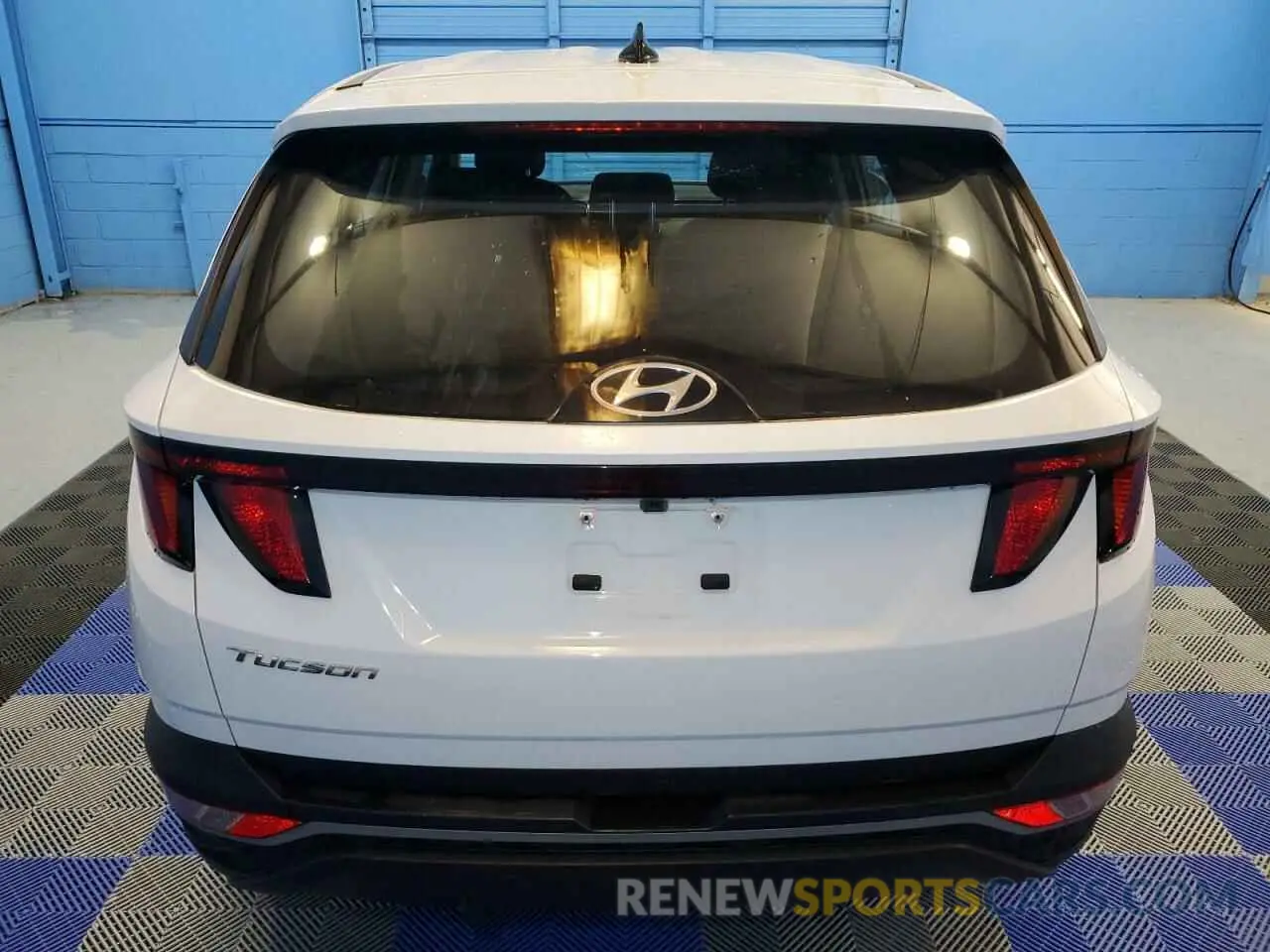 6 Photograph of a damaged car 5NMJA3DE1RH330655 HYUNDAI TUCSON 2024