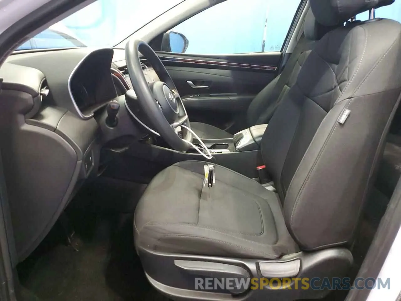 7 Photograph of a damaged car 5NMJA3DE1RH330655 HYUNDAI TUCSON 2024
