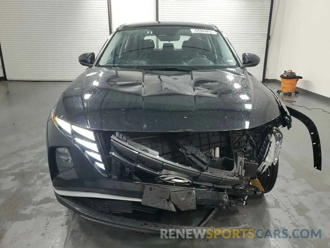 5 Photograph of a damaged car 5NMJA3DE1RH347648 HYUNDAI TUCSON 2024