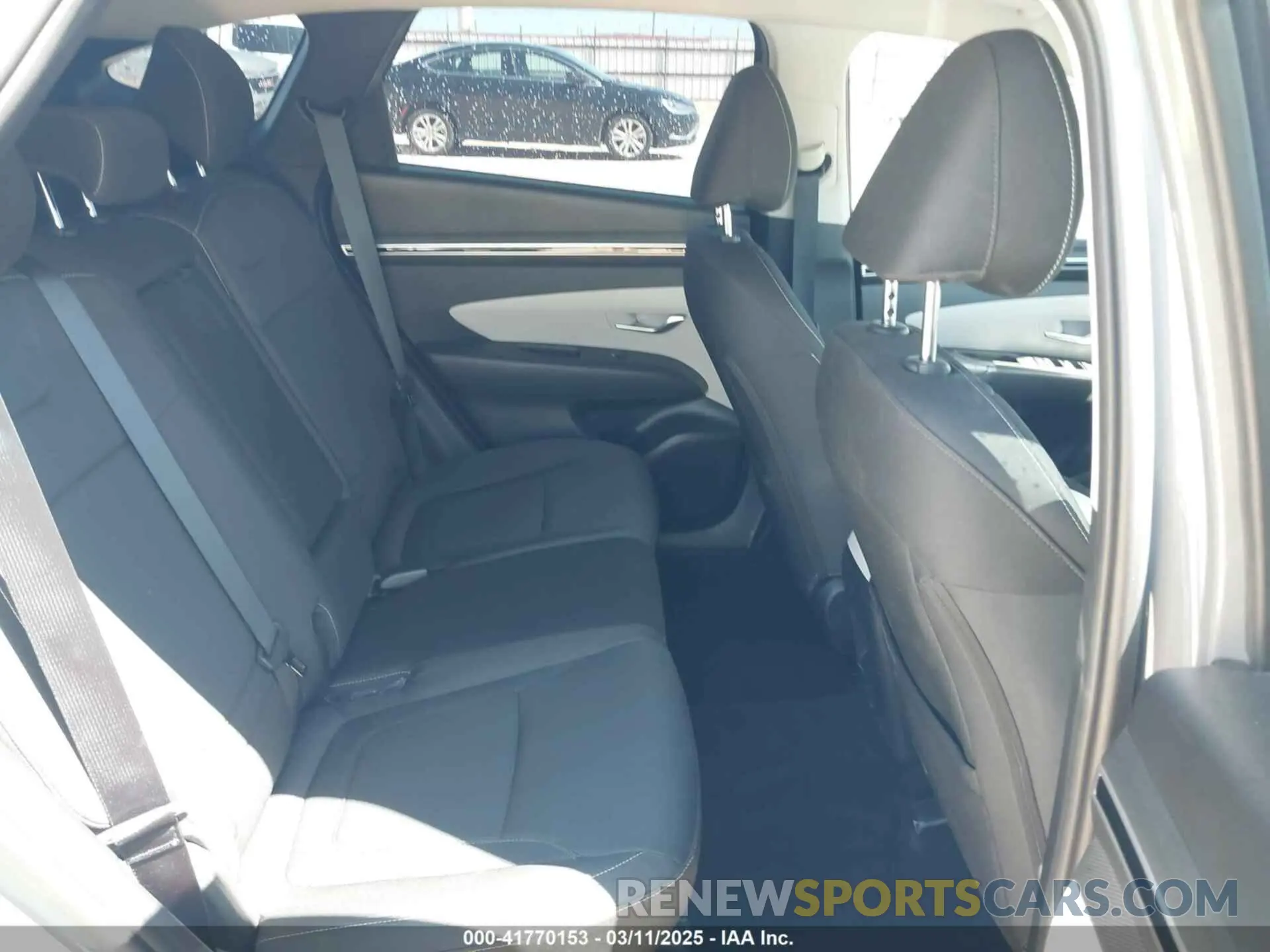 8 Photograph of a damaged car 5NMJA3DE1RH414314 HYUNDAI TUCSON 2024