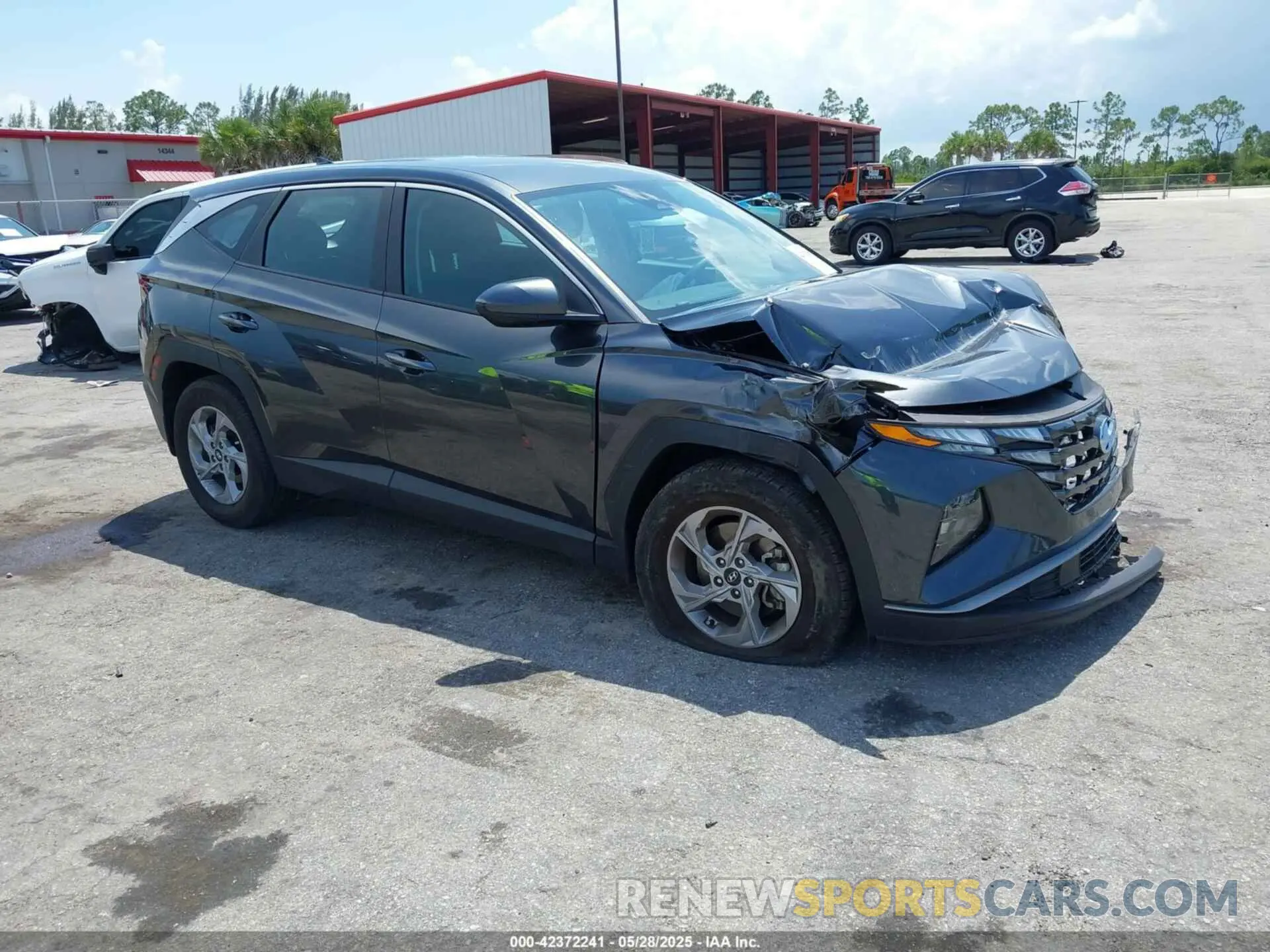 1 Photograph of a damaged car 5NMJA3DE2RH343740 HYUNDAI TUCSON 2024