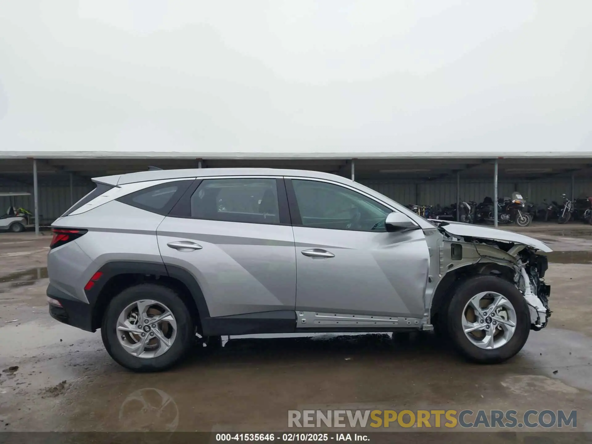 14 Photograph of a damaged car 5NMJA3DE2RH440629 HYUNDAI TUCSON 2024