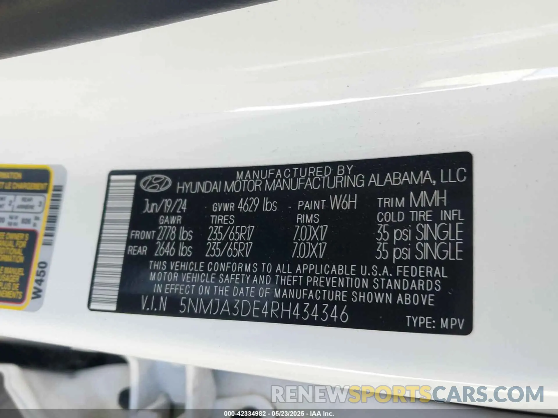 9 Photograph of a damaged car 5NMJA3DE4RH434346 HYUNDAI TUCSON 2024
