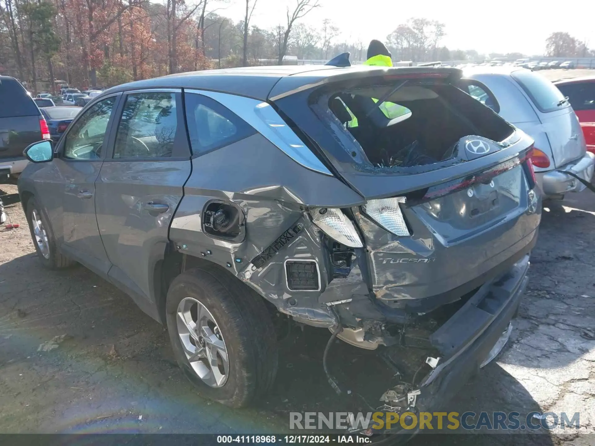 14 Photograph of a damaged car 5NMJA3DE6RH314970 HYUNDAI TUCSON 2024