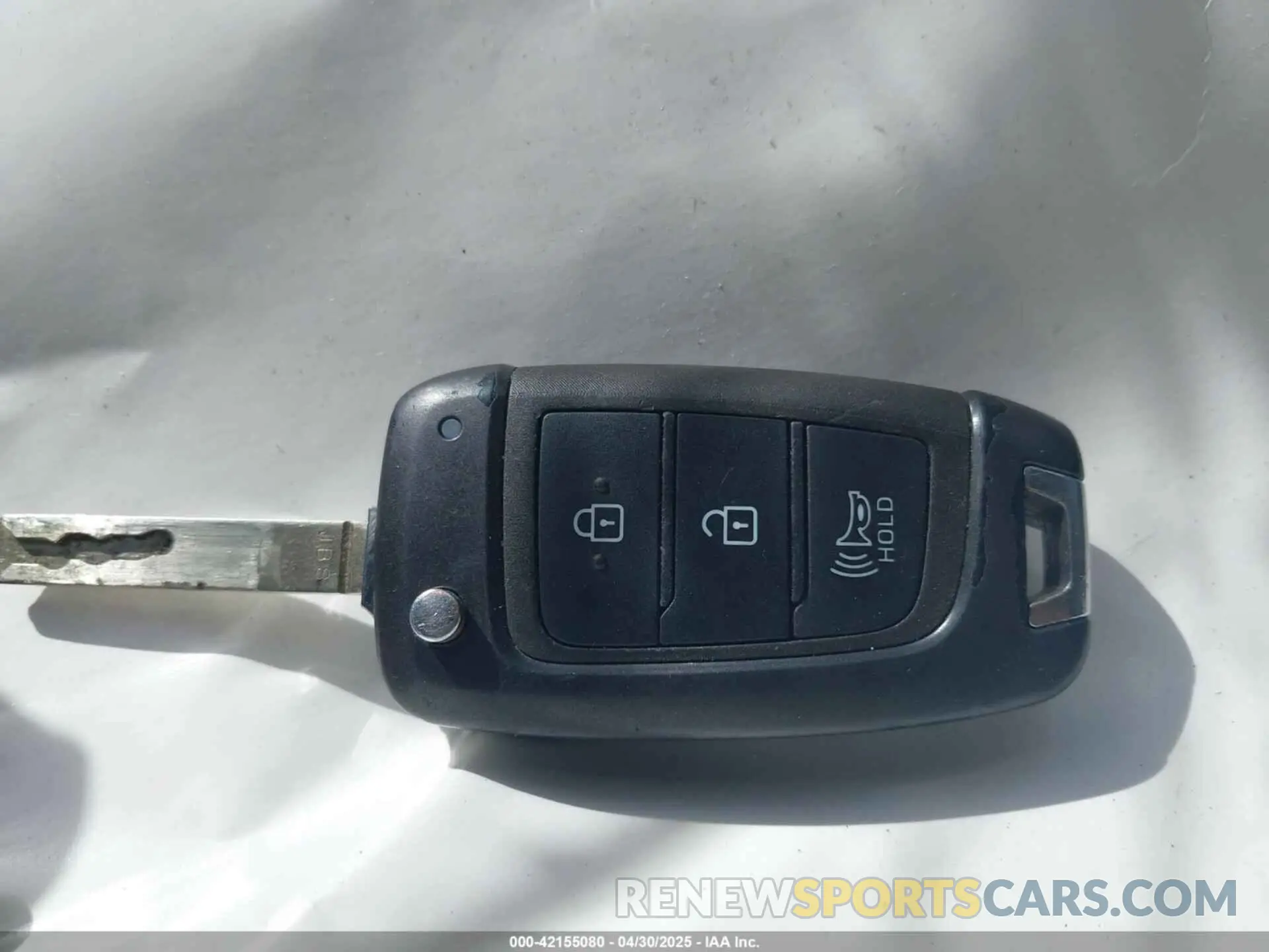 11 Photograph of a damaged car 5NMJA3DE7RH325329 HYUNDAI TUCSON 2024