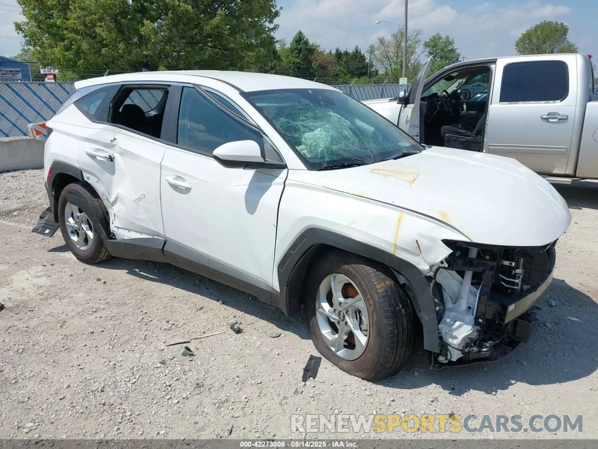1 Photograph of a damaged car 5NMJA3DE7RH378290 HYUNDAI TUCSON 2024